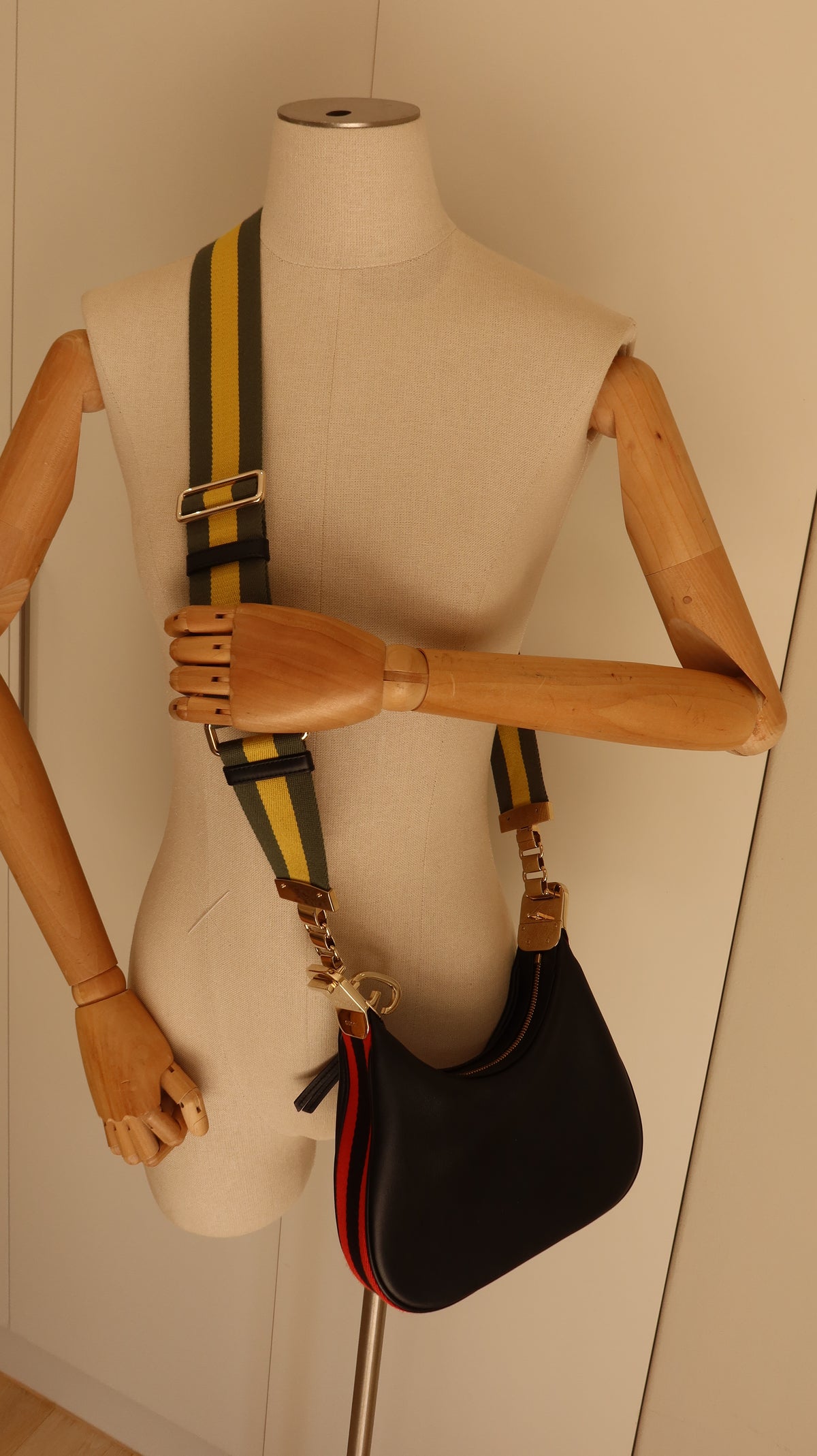 Gucci Attache Shoulder Bag