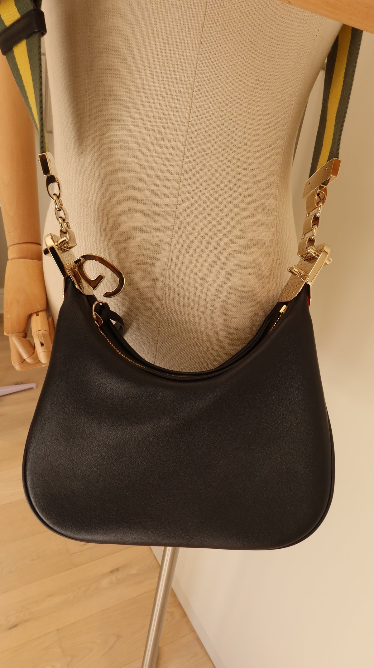 Gucci Attache Shoulder Bag