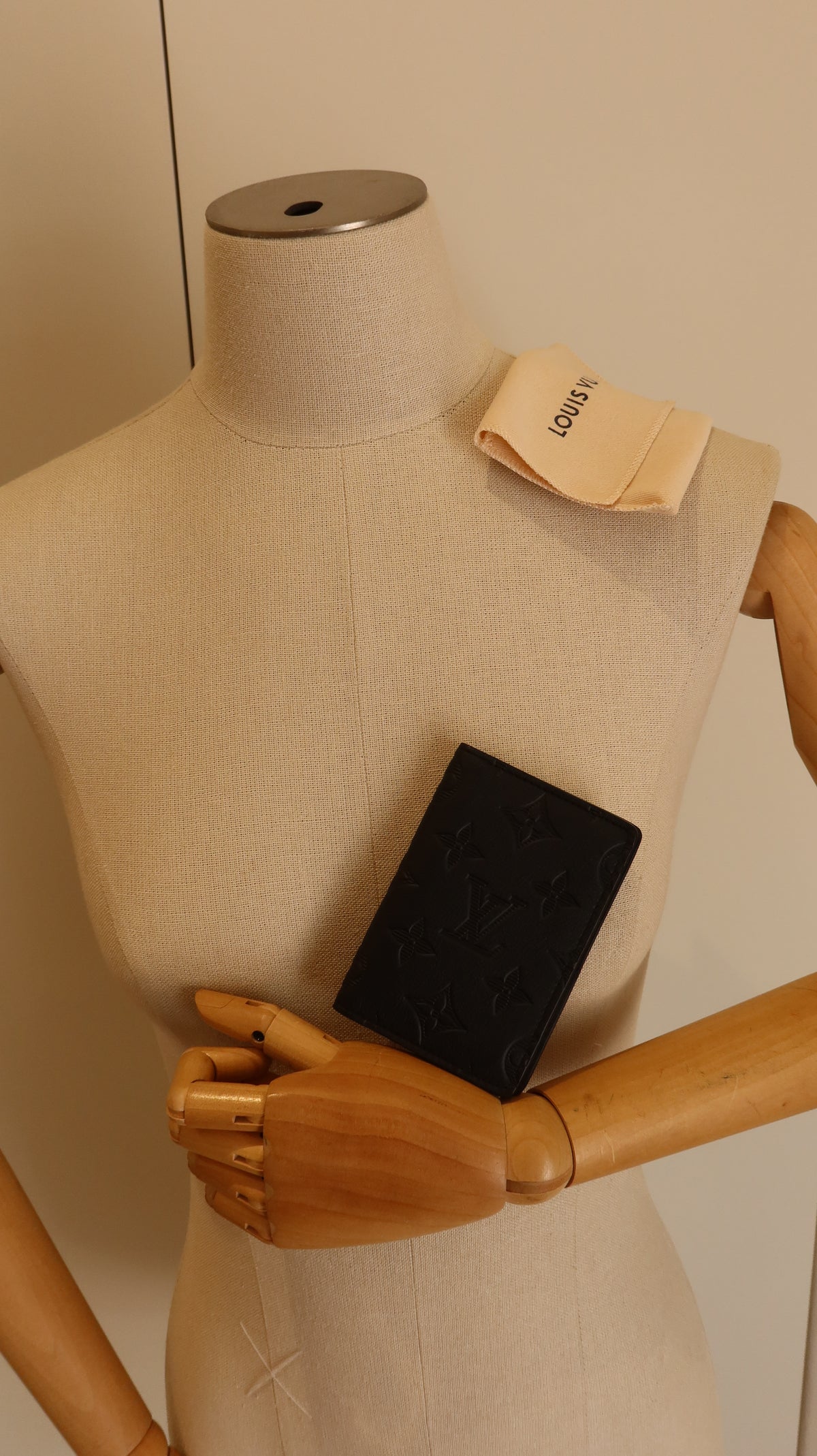 Louis Vuitton Bi Fold Wallet