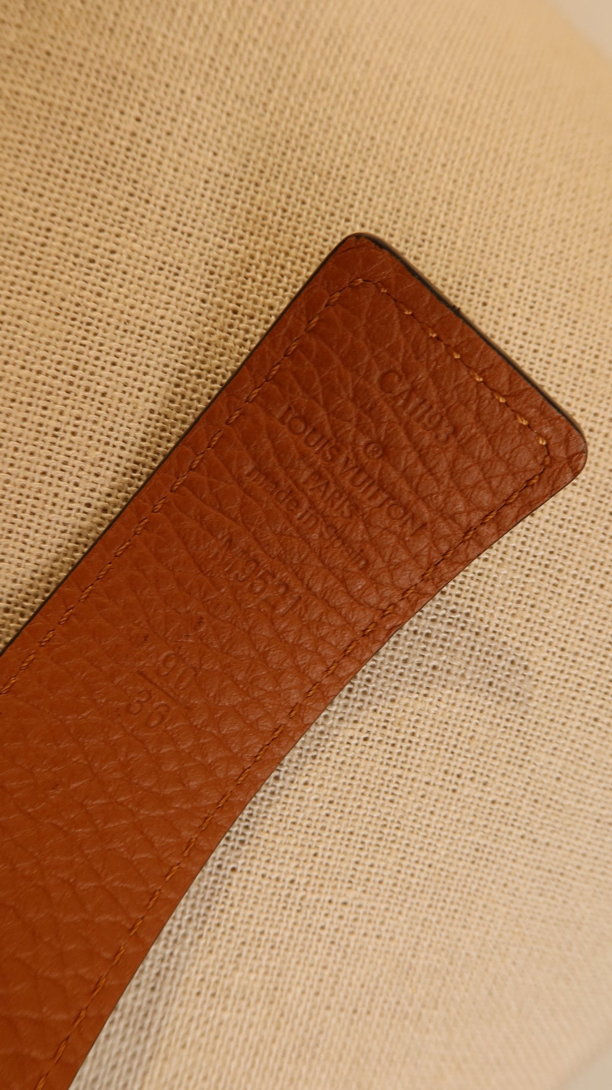 Louis Vuitton Belt (90/36)
