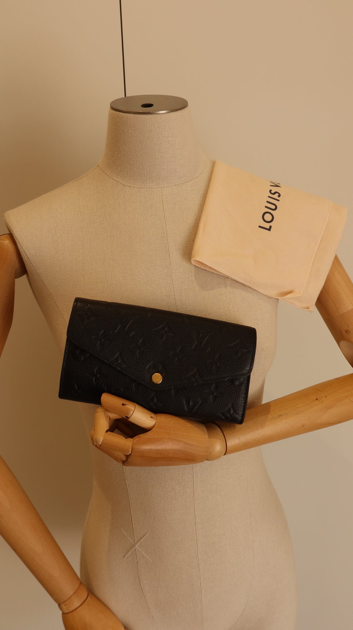 Louis Vuitton Emilie Wallet