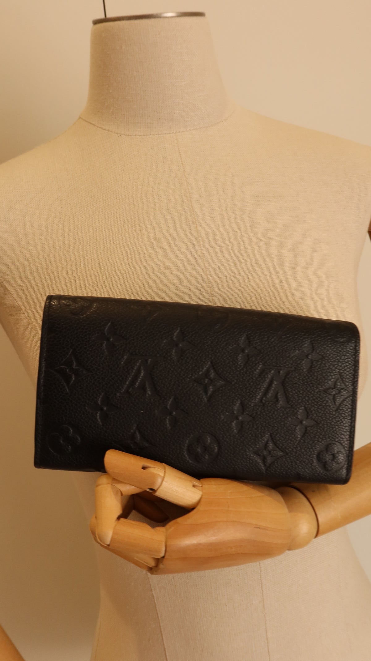 Louis Vuitton Emilie Wallet