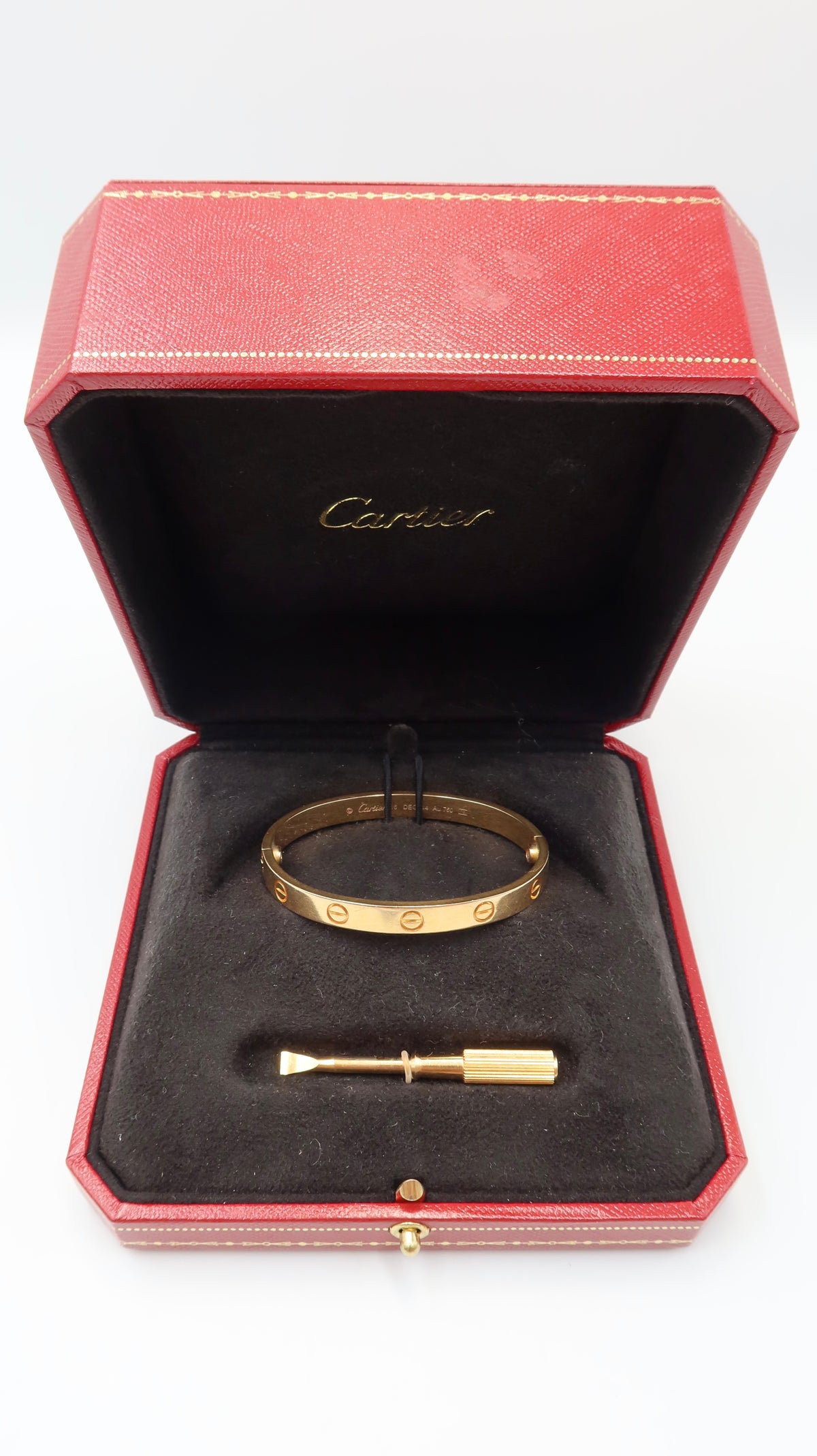 Cartier Love Bracelet (16/YG)
