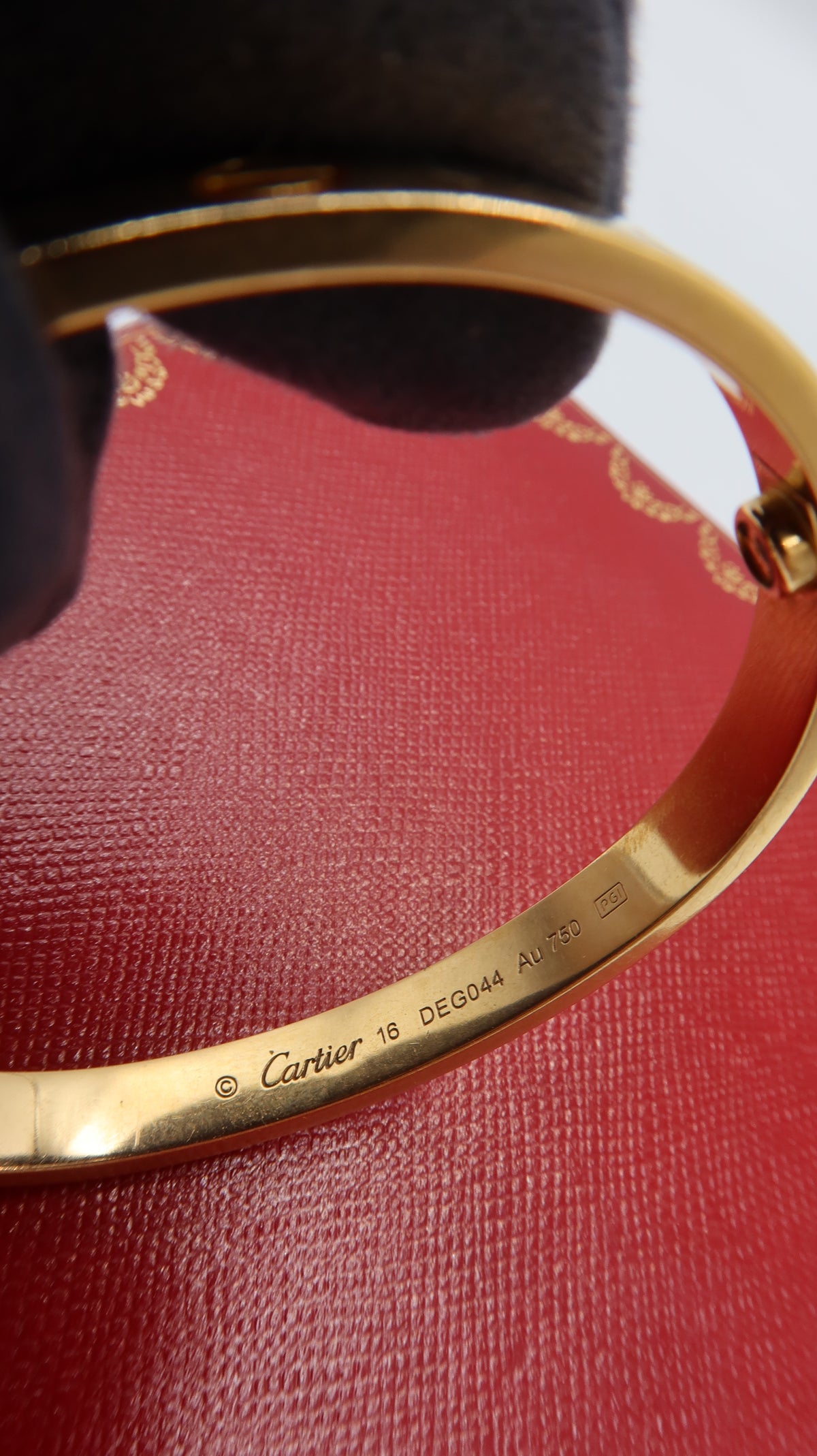 Cartier Love Bracelet (16/YG)