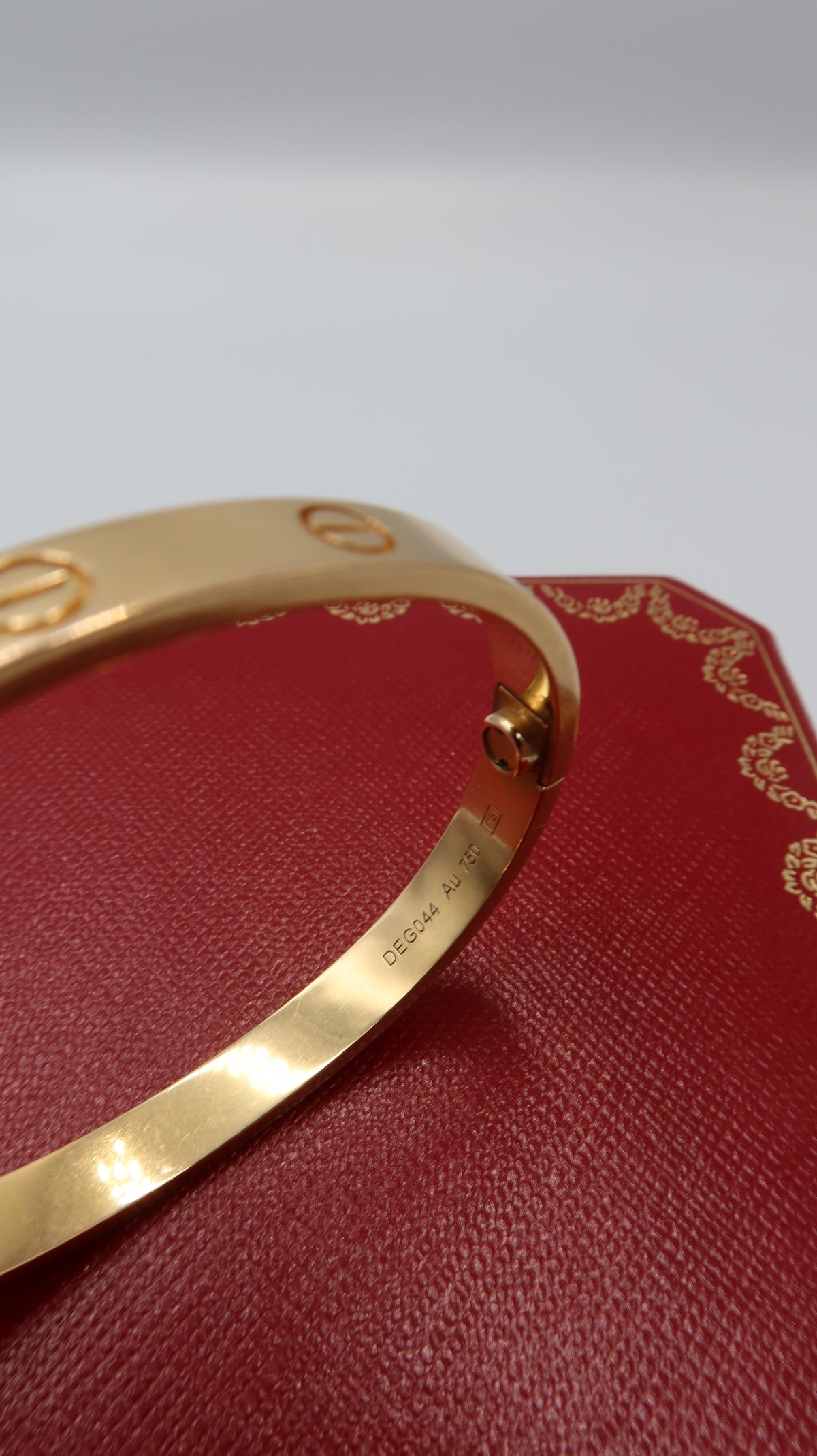 Cartier Love Bracelet (16/YG)