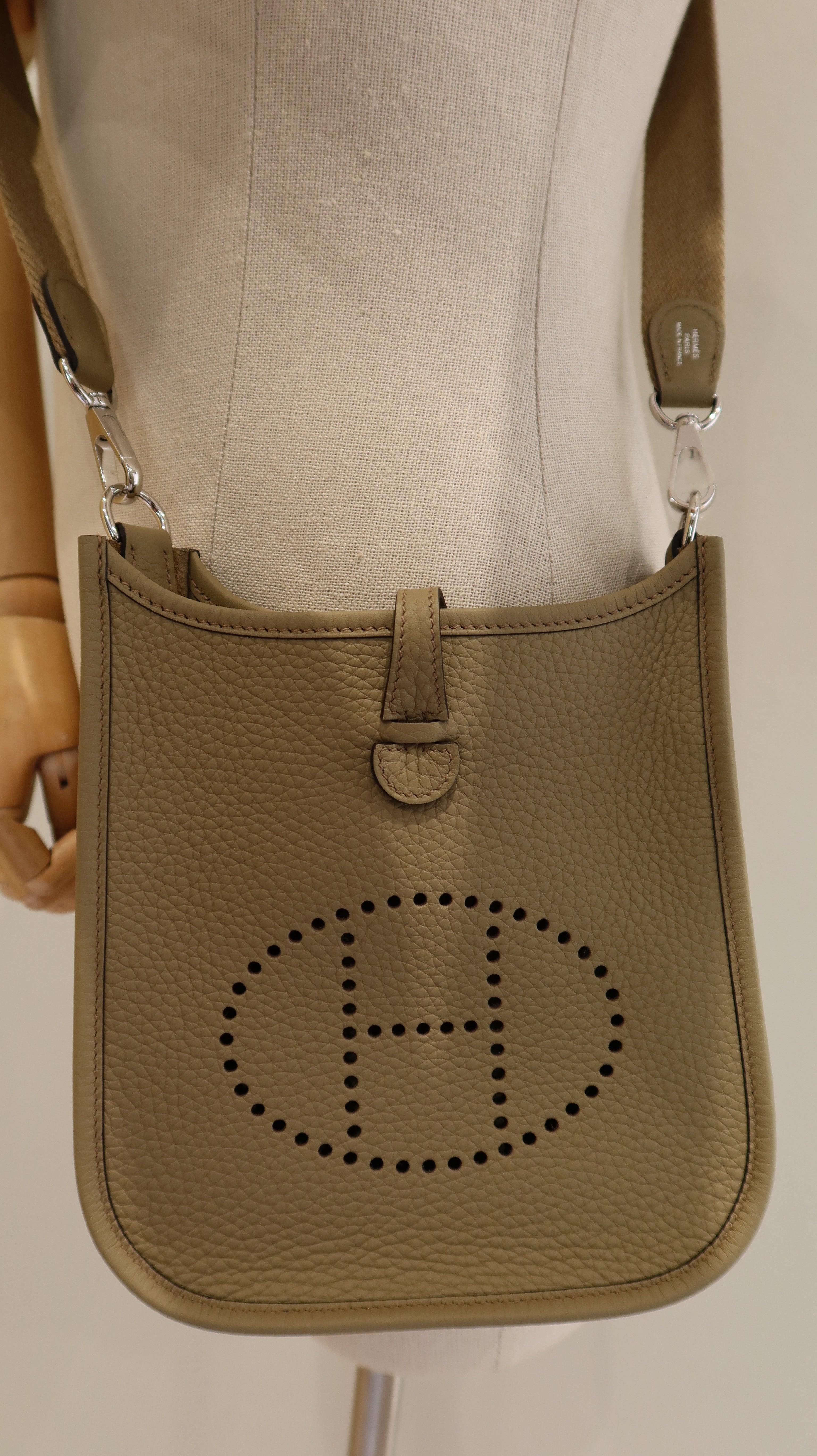 Hèrmes Mini Evelyne