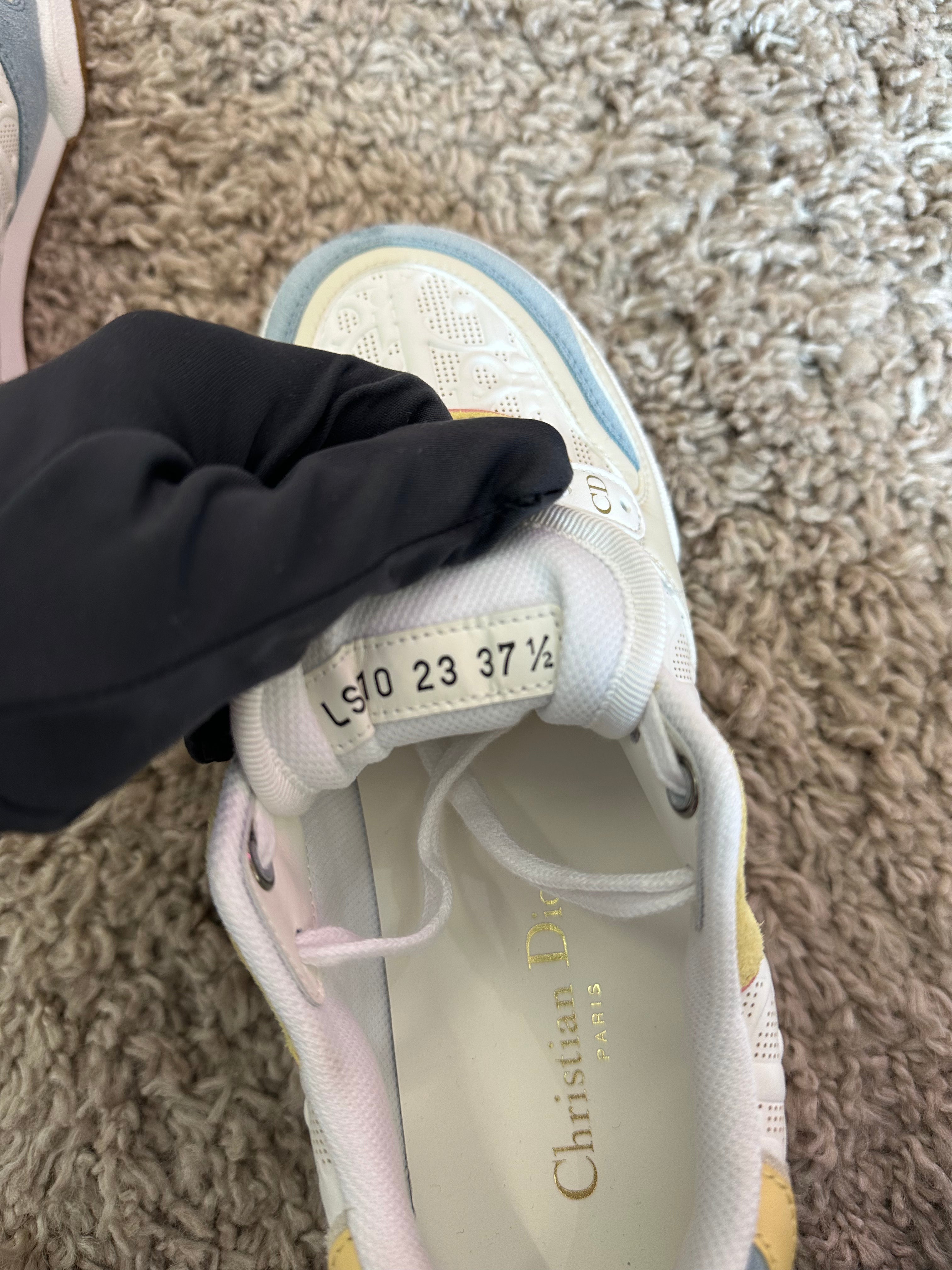 Dior Sneakers (EU37.5)