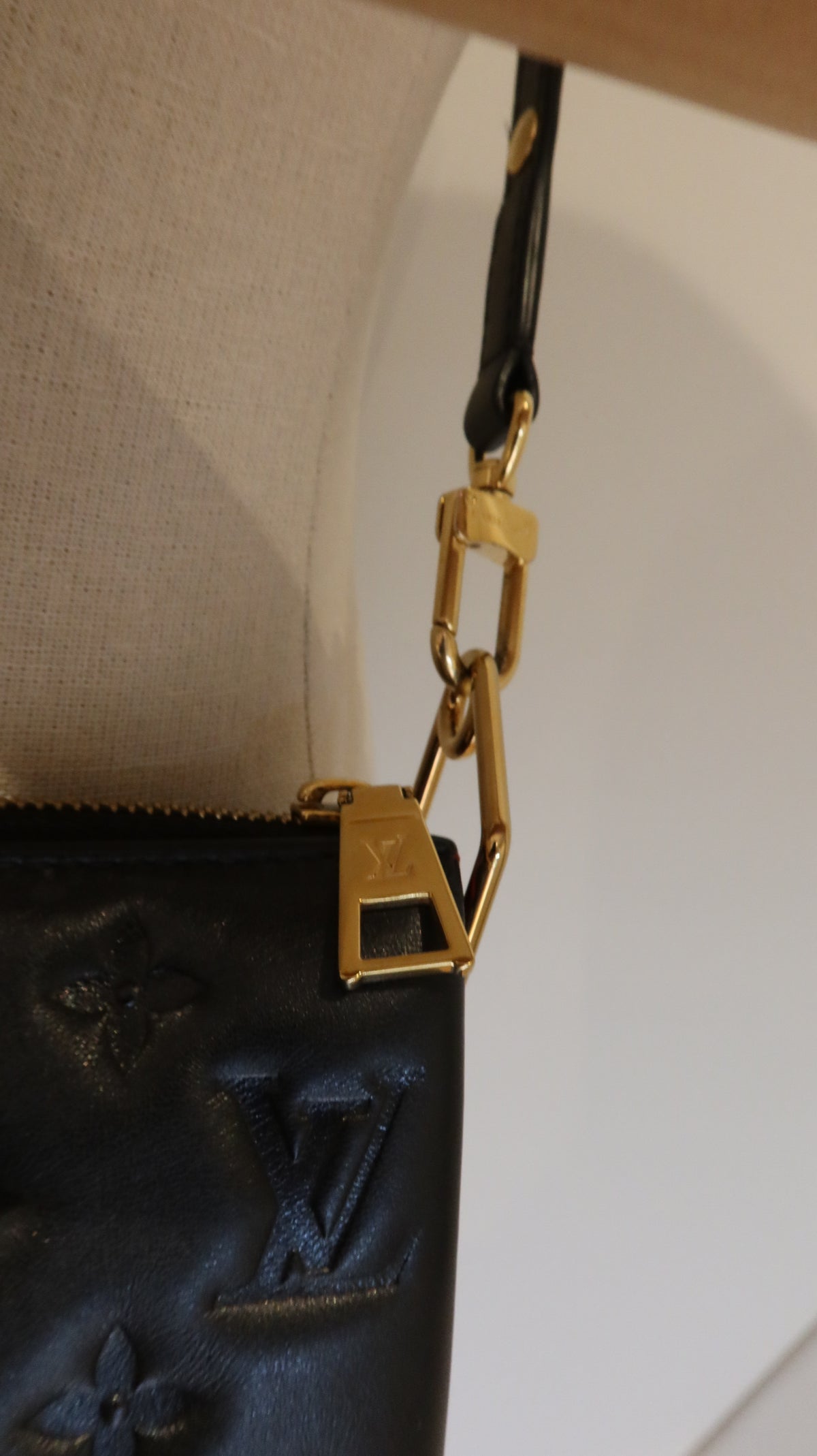 Louis Vuitton Coussin BB