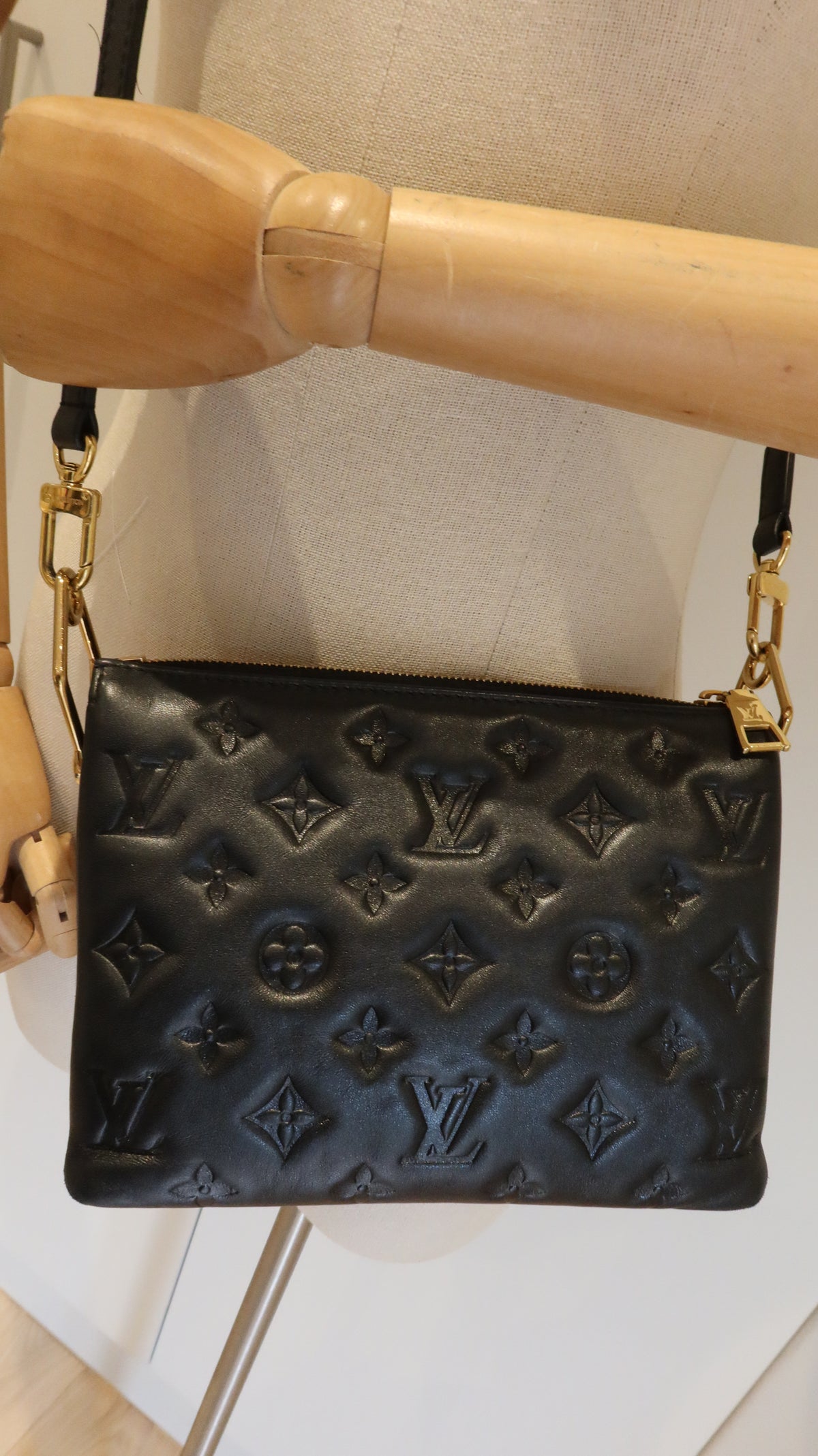 Louis Vuitton Coussin BB