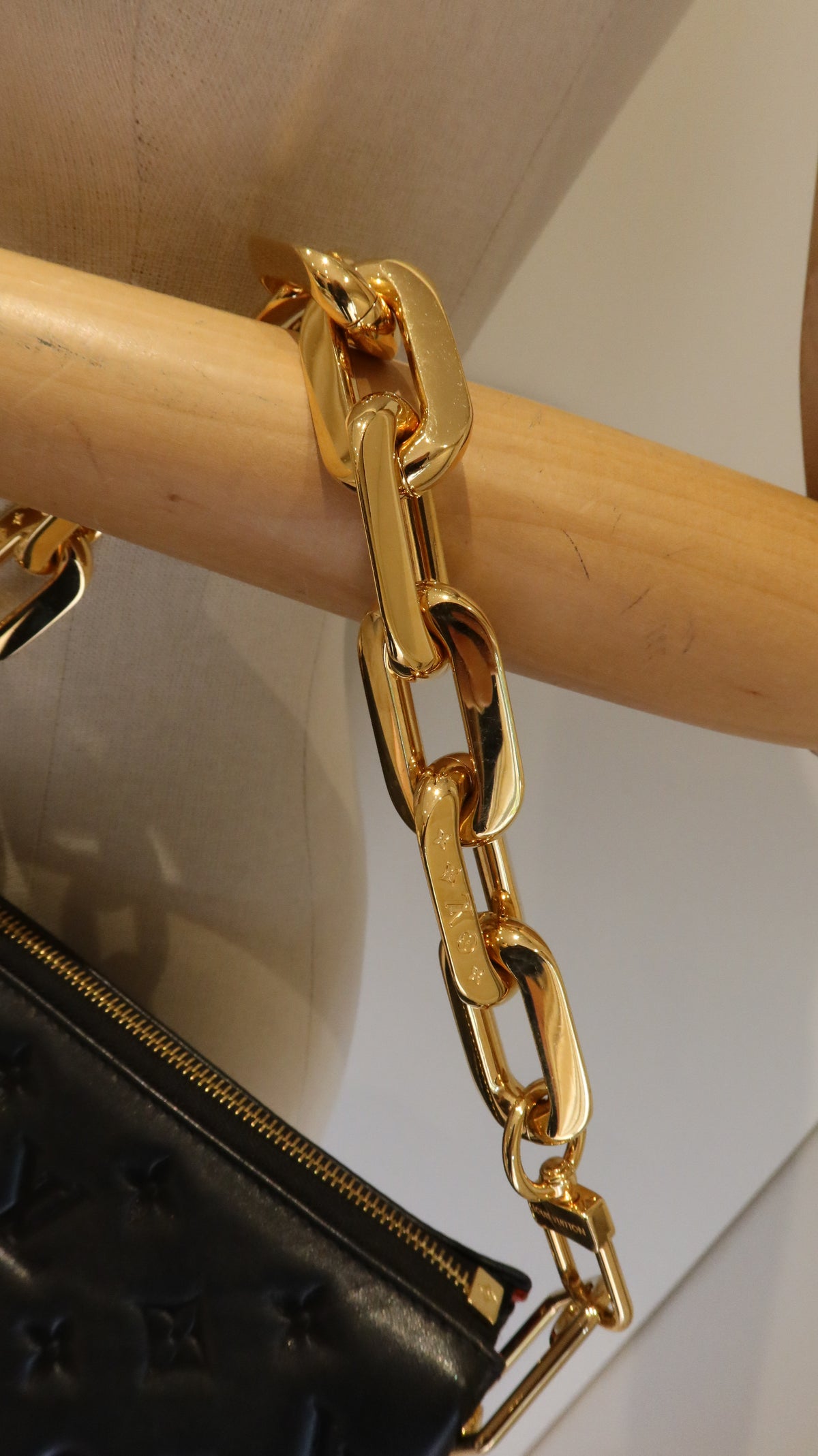 Louis Vuitton Coussin BB