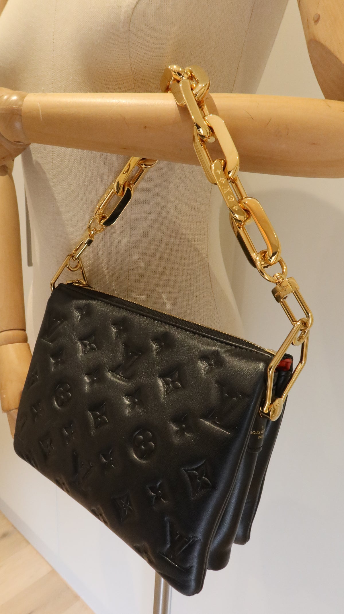 Louis Vuitton Coussin BB