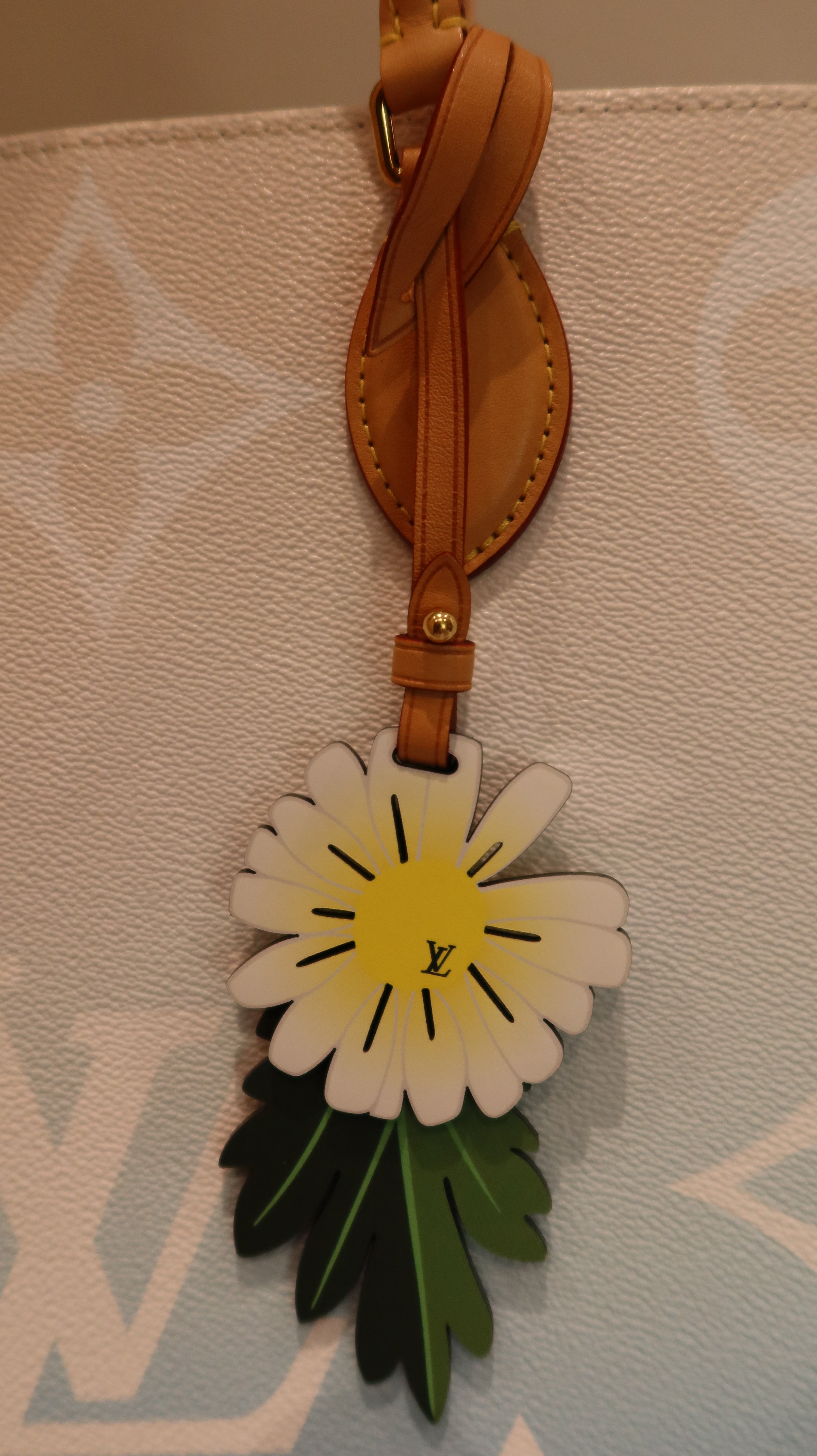 Louis Vuitton By The Pool ONTHEGO GM *Limited Edition*