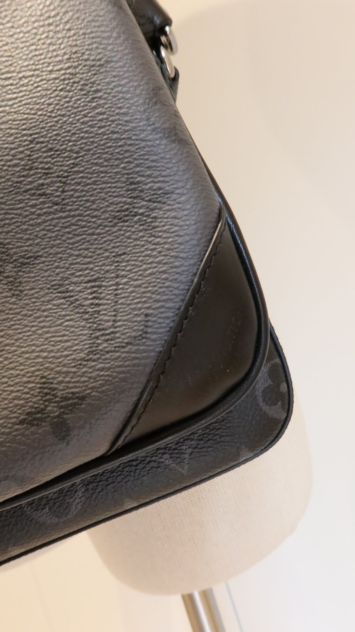 Louis Vuitton Trio Messenger Bag