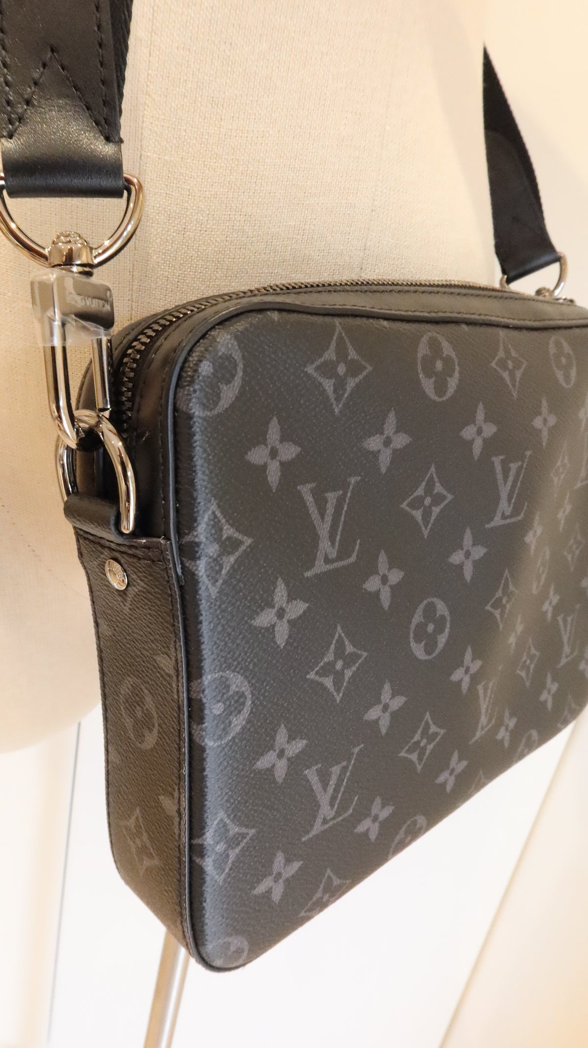Louis Vuitton Trio Messenger Bag