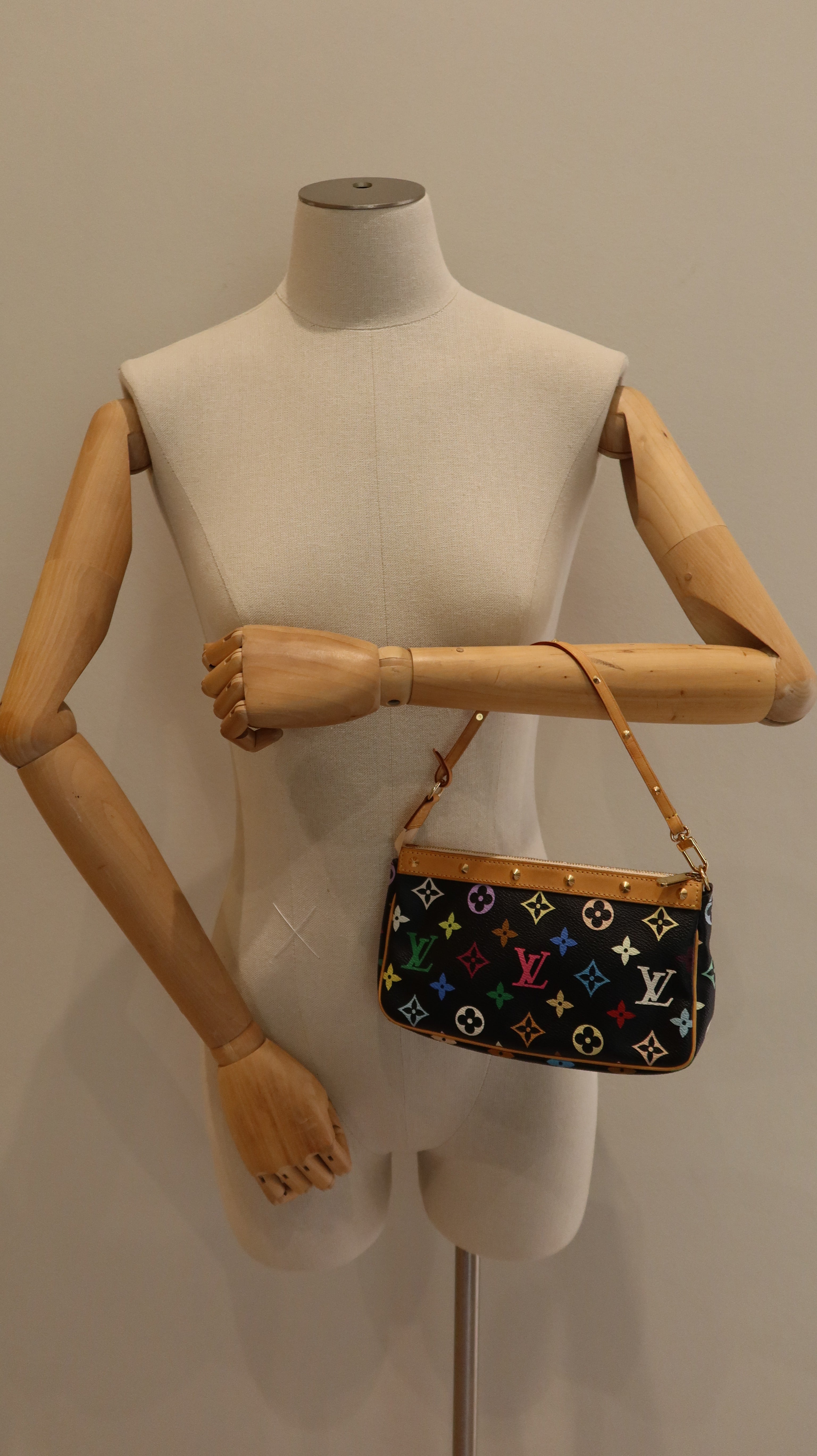 Louis Vuitton x Takashi Murakami Pochette Accessoires *Vintage*