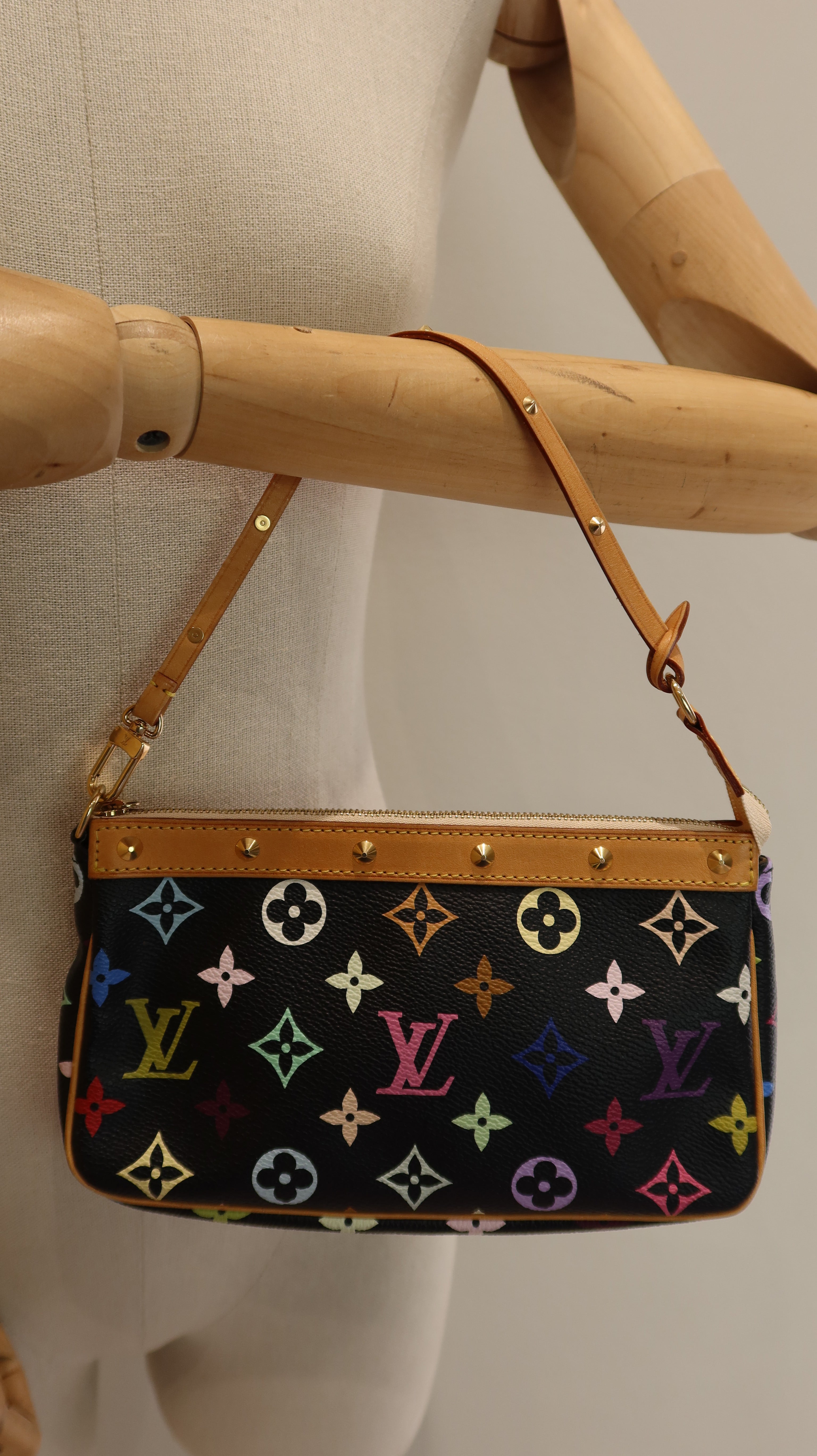 Louis Vuitton x Takashi Murakami Pochette Accessoires *Vintage*