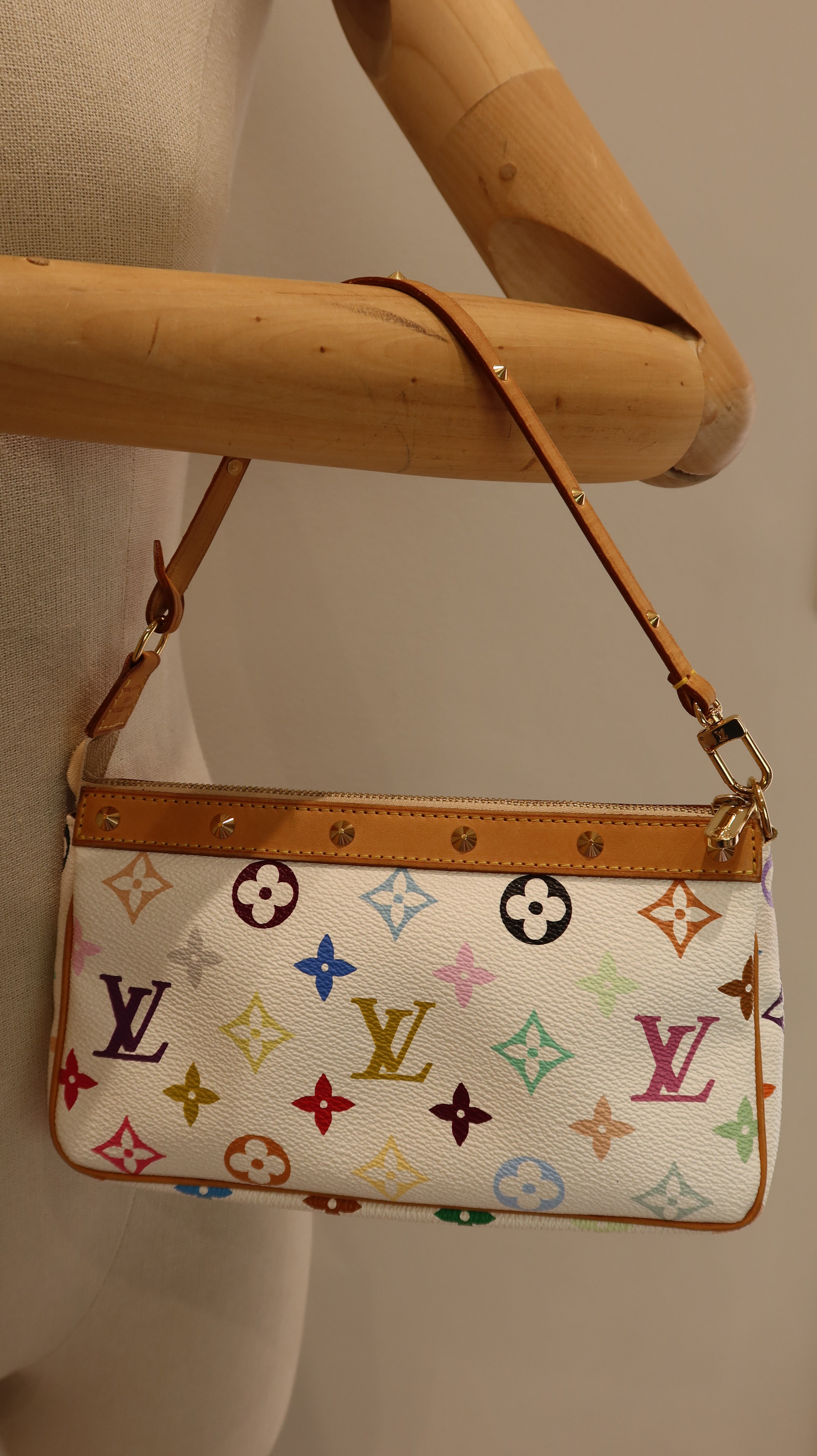Louis Vuitton x Takashi Murakami Pochette Accessoires *Vintage*