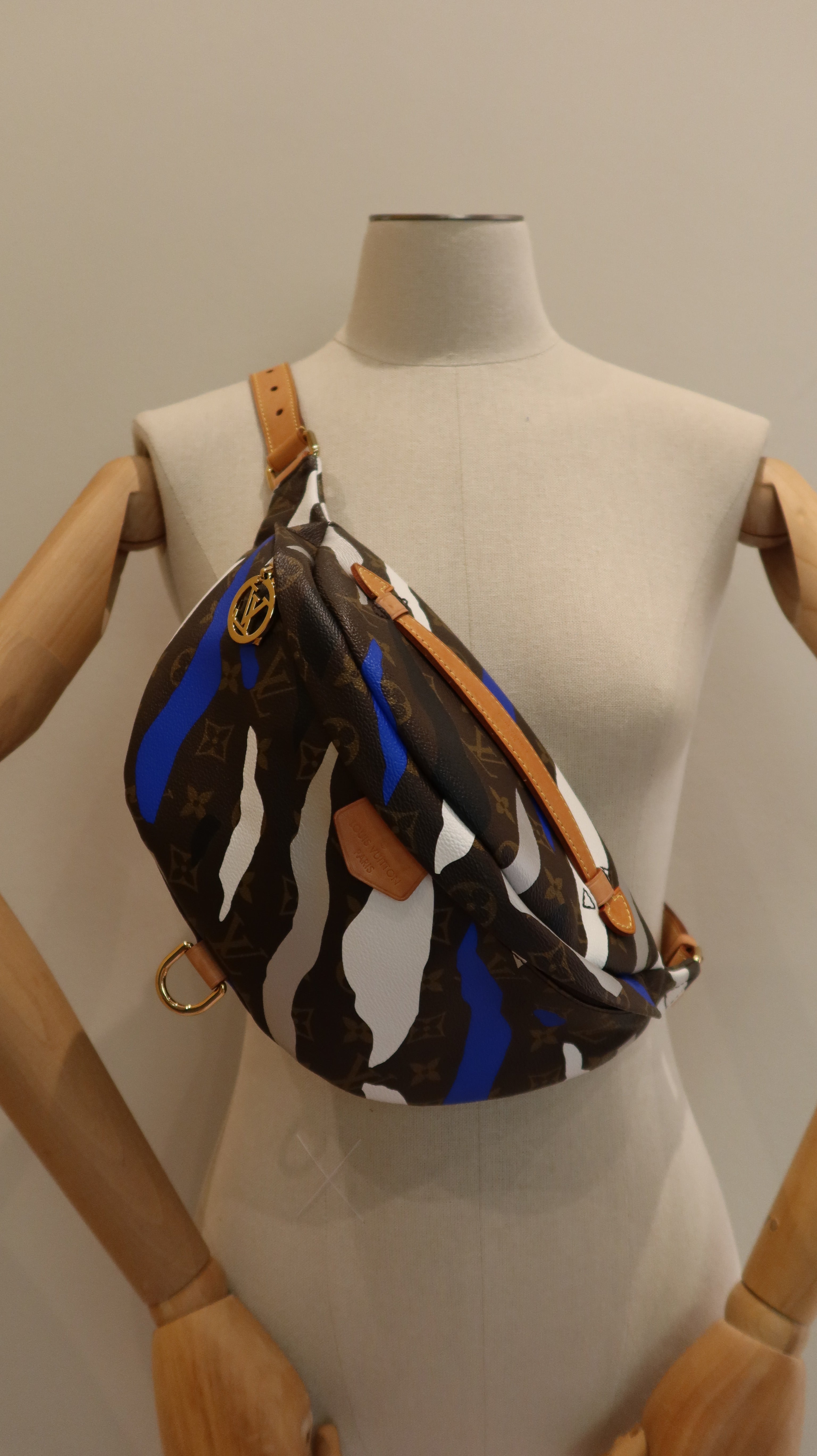 Louis Vuitton Bum Bag *League Of Legends*