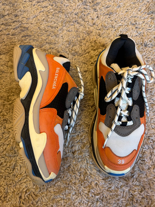 Balenciaga Triple S Sneakers (EU39)