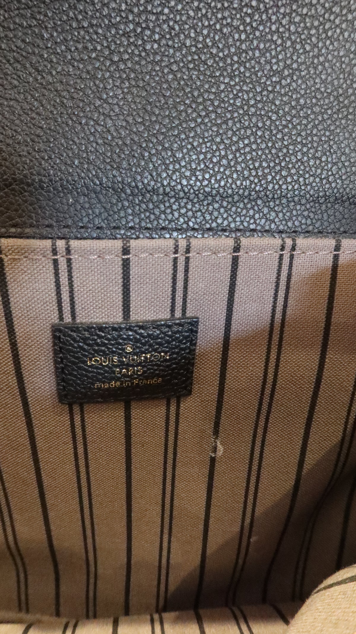 Louis Vuitton Pochette Metis Bag