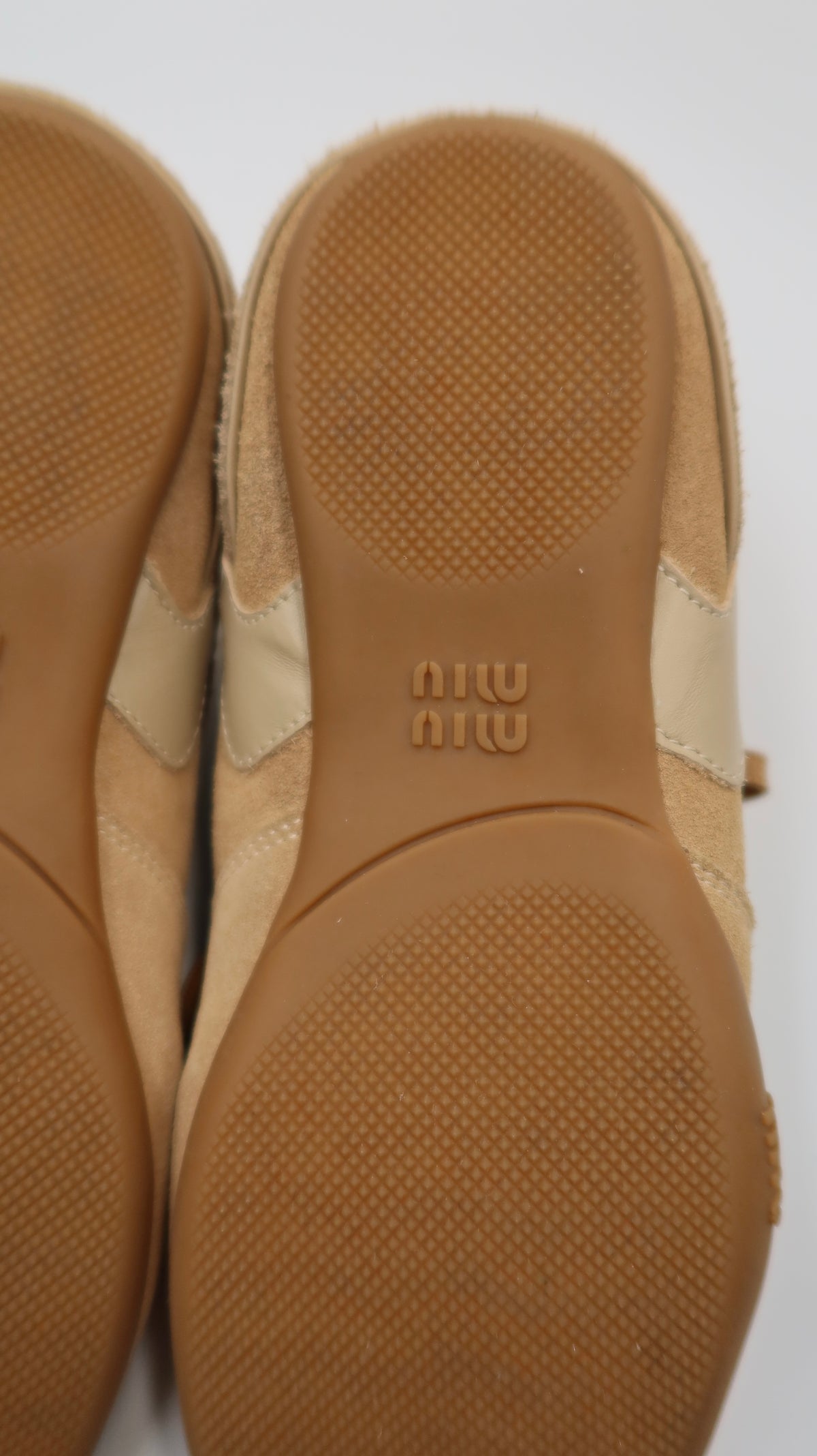 Miu Miu Sneakers (EU37)