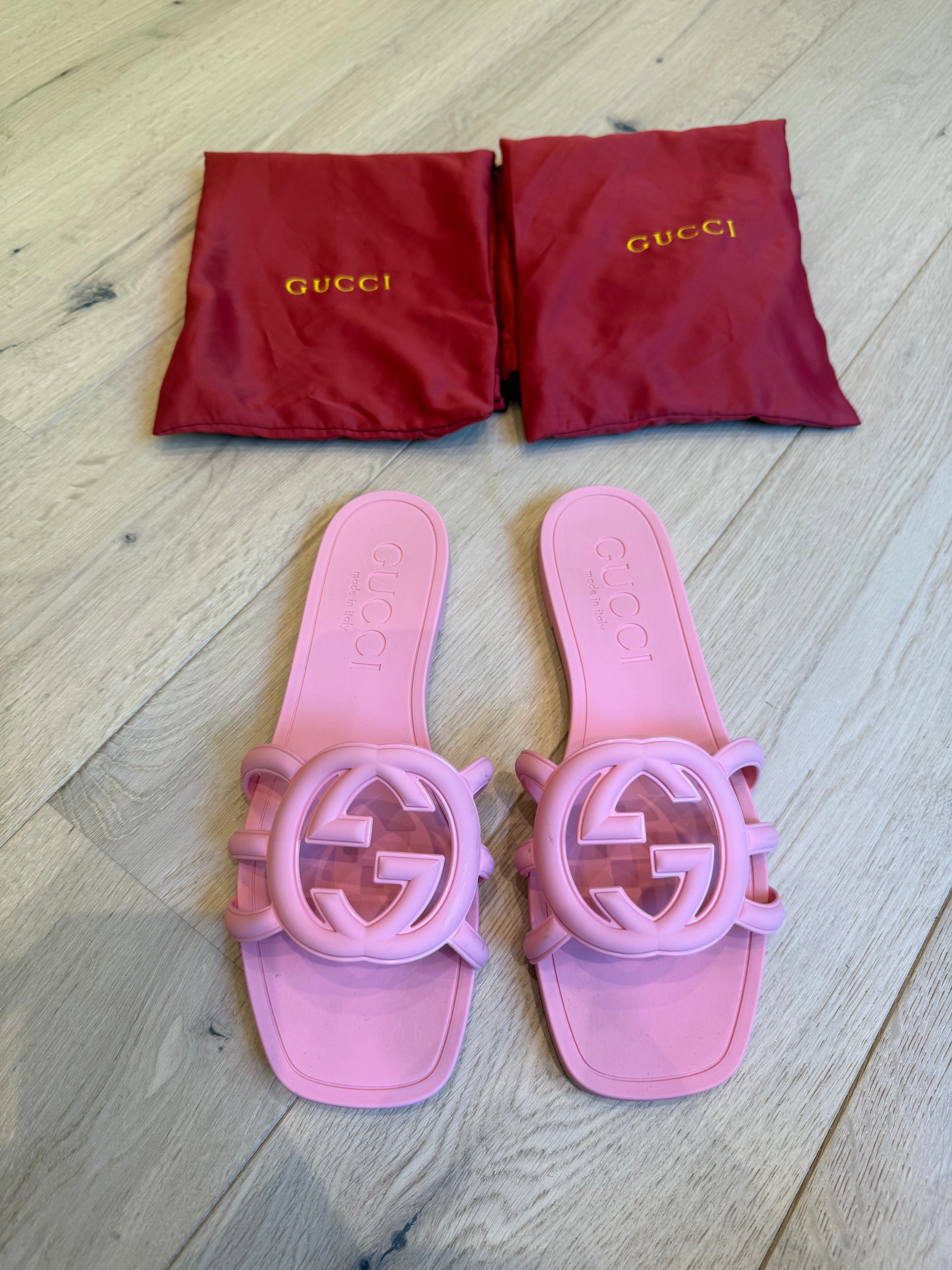 Gucci Slide Sandals (EU37)