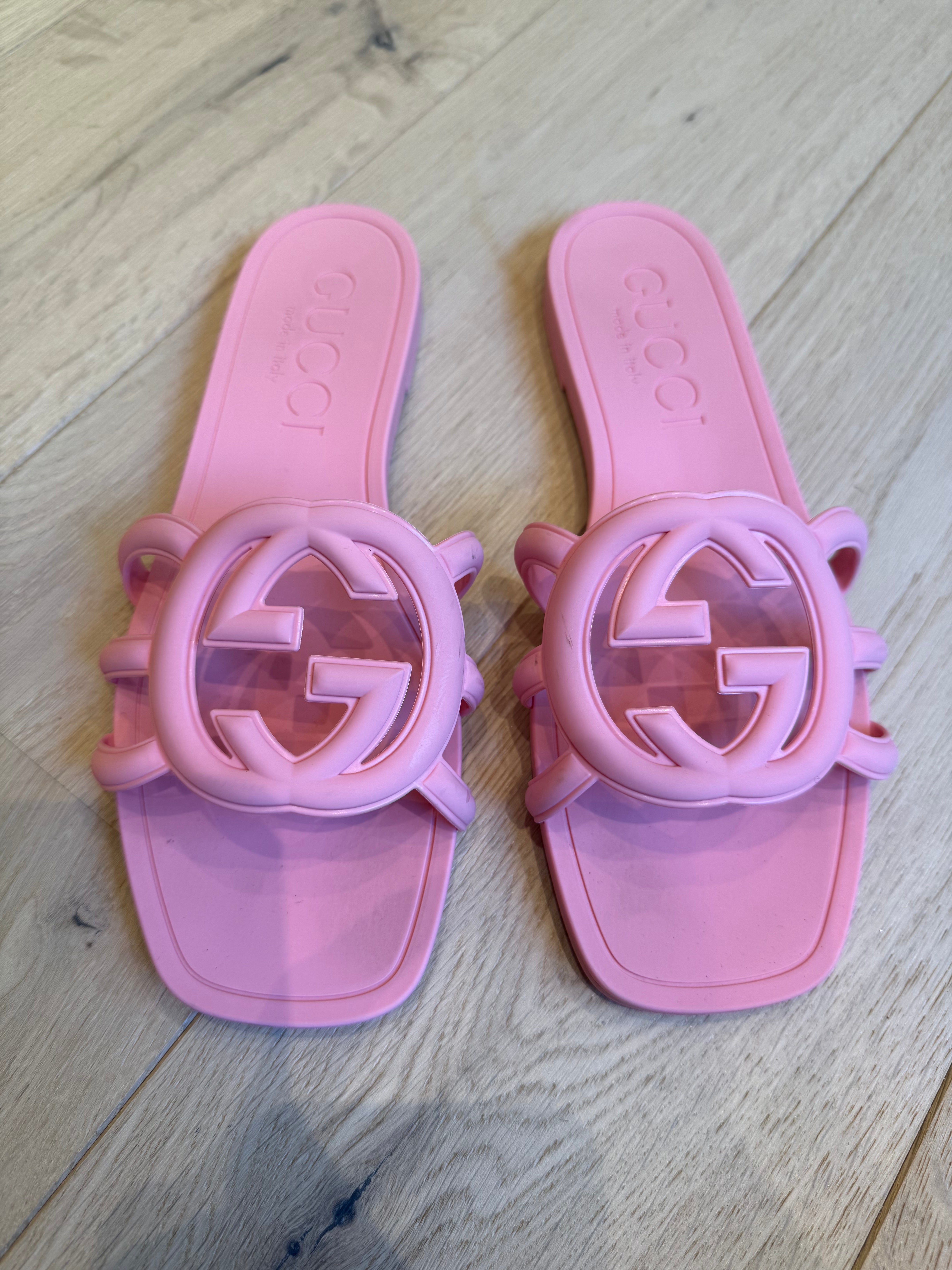 Gucci Slide Sandals (EU37)