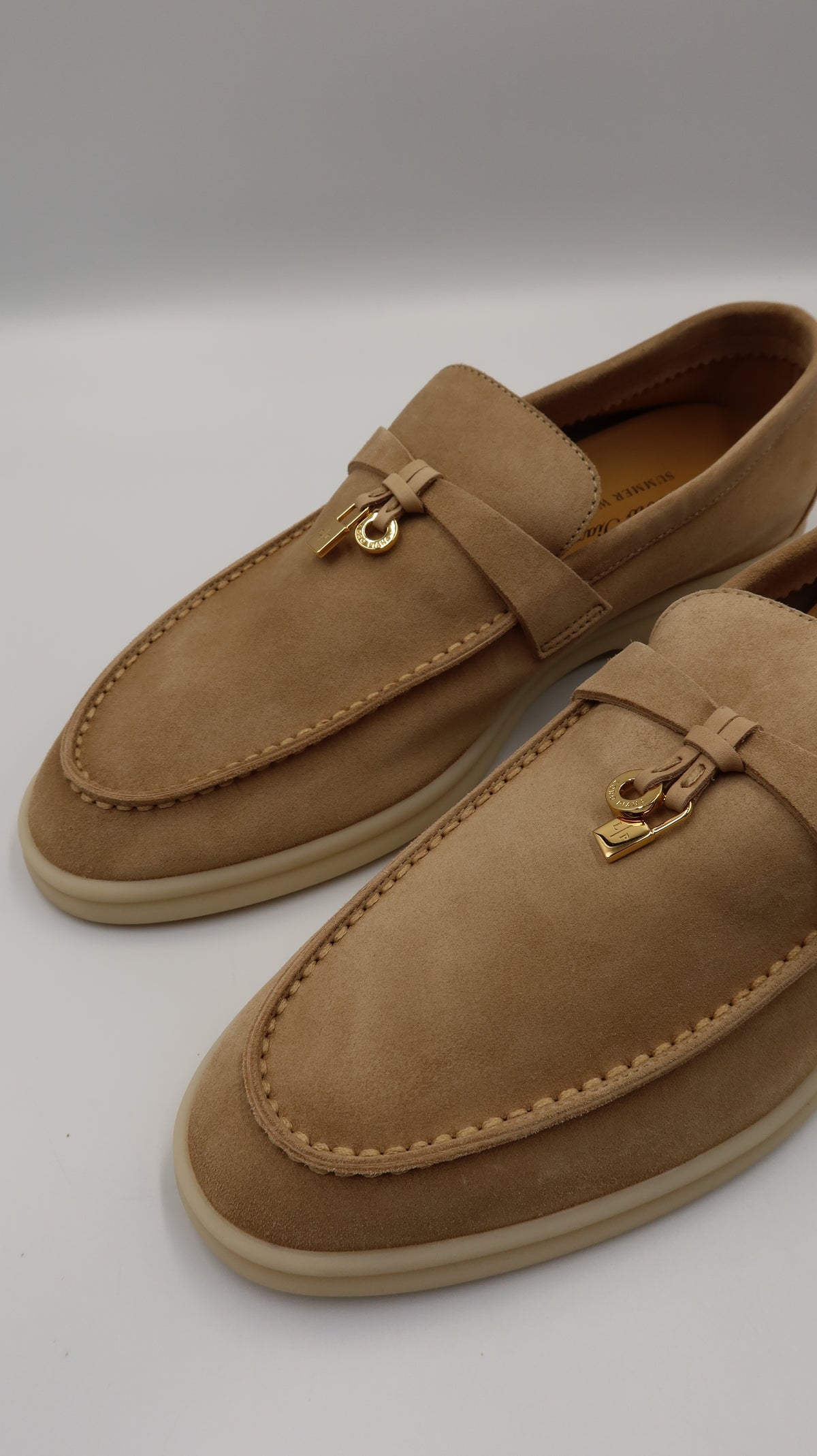 Loro Piana Summer Walks (EU39/Store Fresh)
