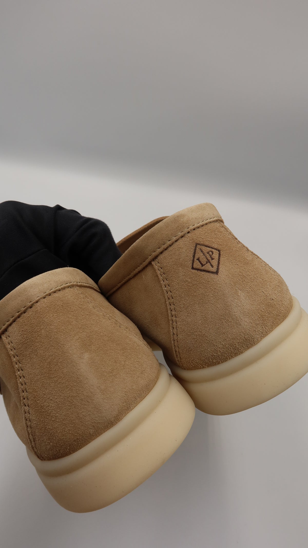 Loro Piana Summer Walks (EU39/Store Fresh)