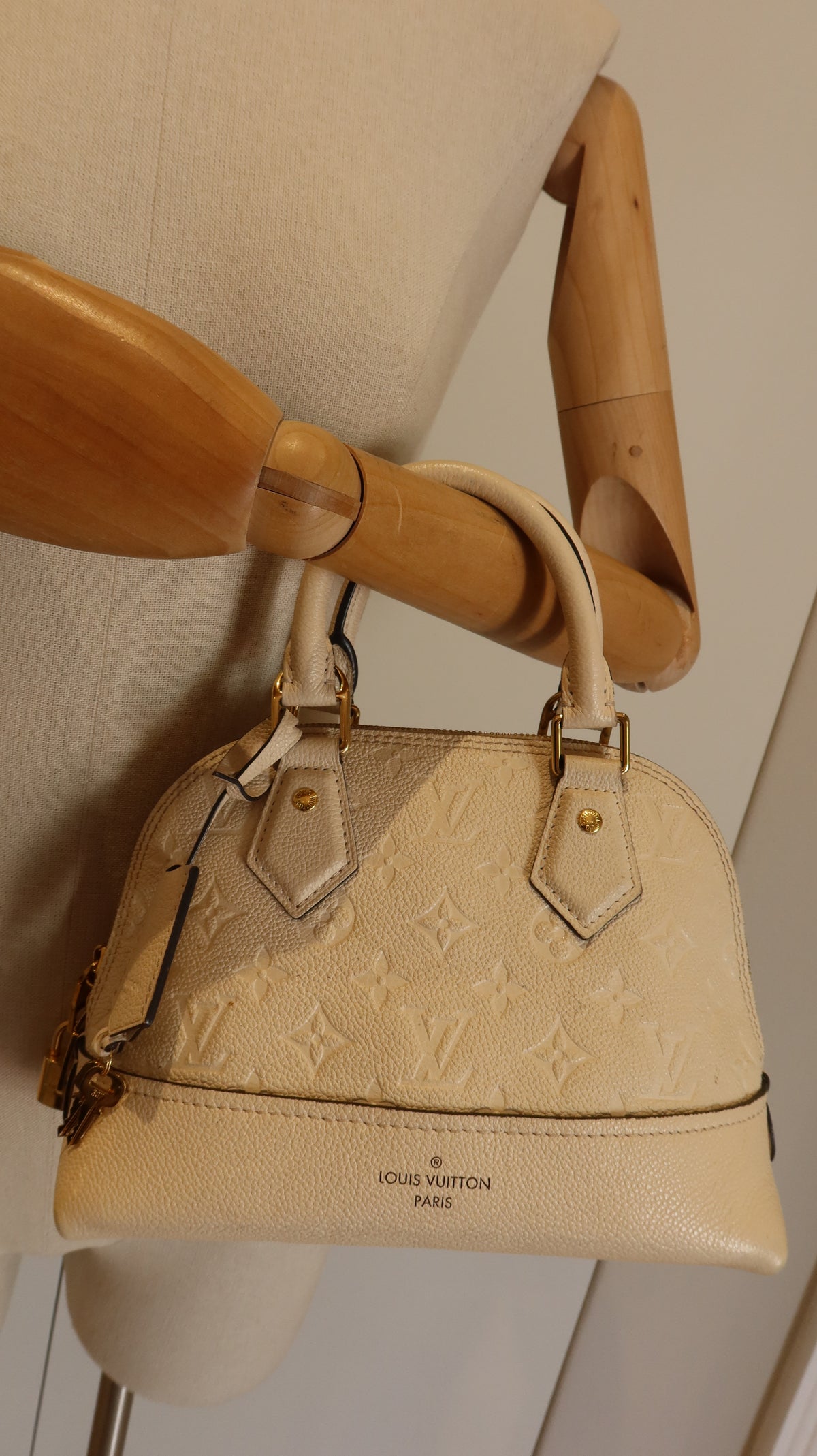 Louis Vuitton Alma BB