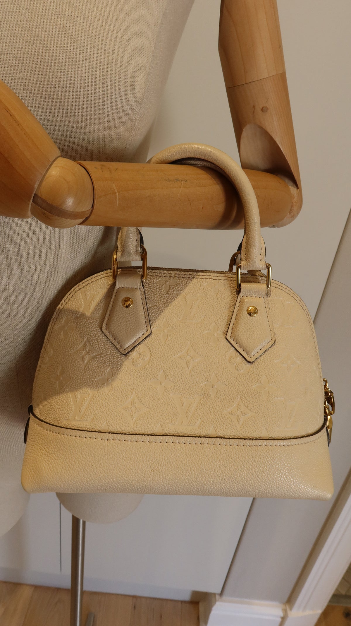 Louis Vuitton Alma BB