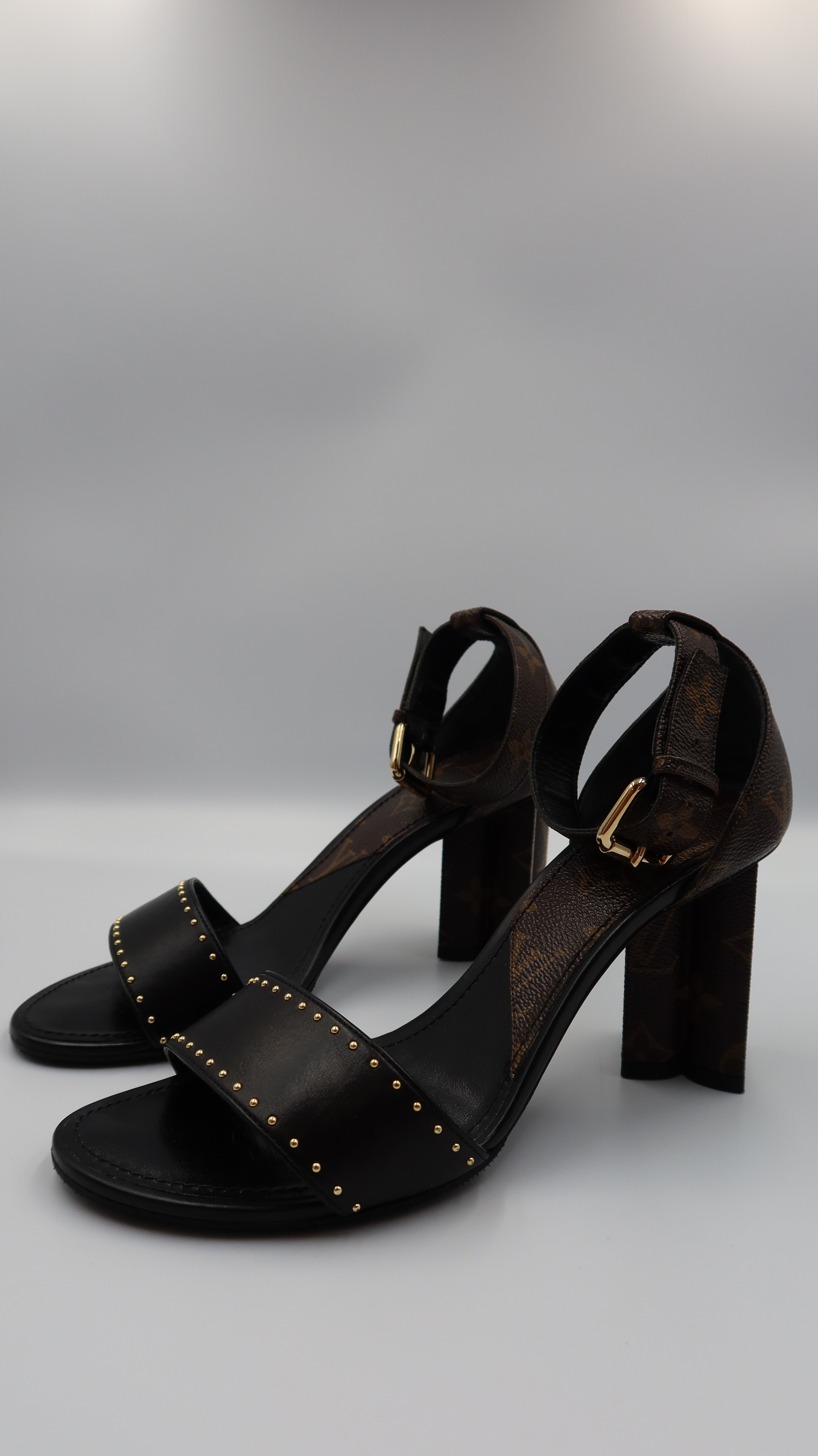 Louis Vuitton Heels (EU39)