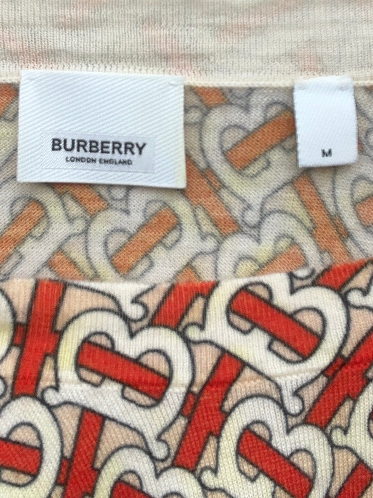 Burberry Sweater (M)