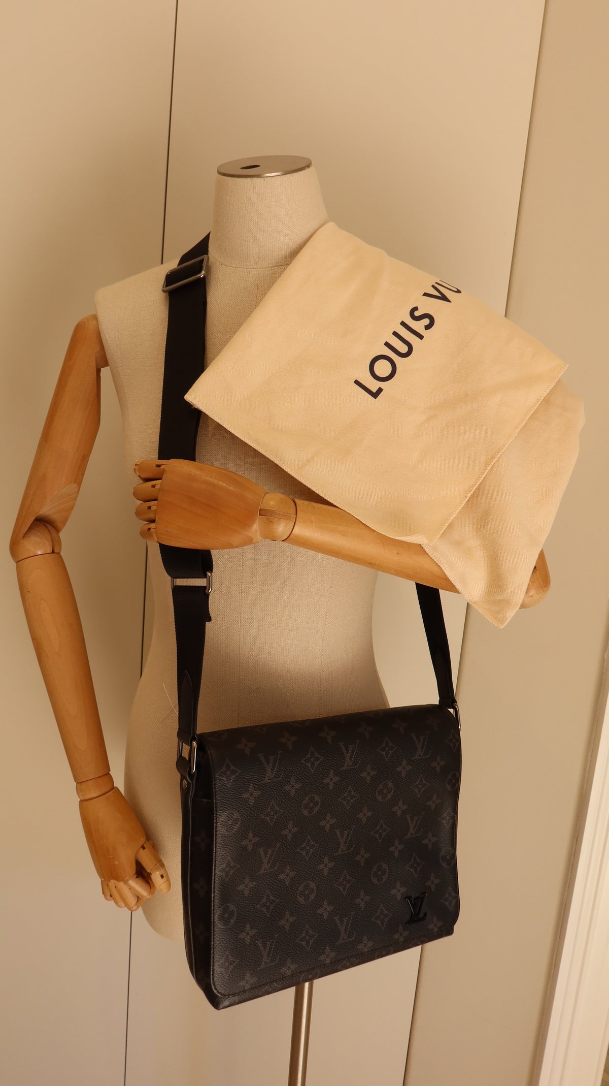 Louis Vuitton District PM Messenger Bag