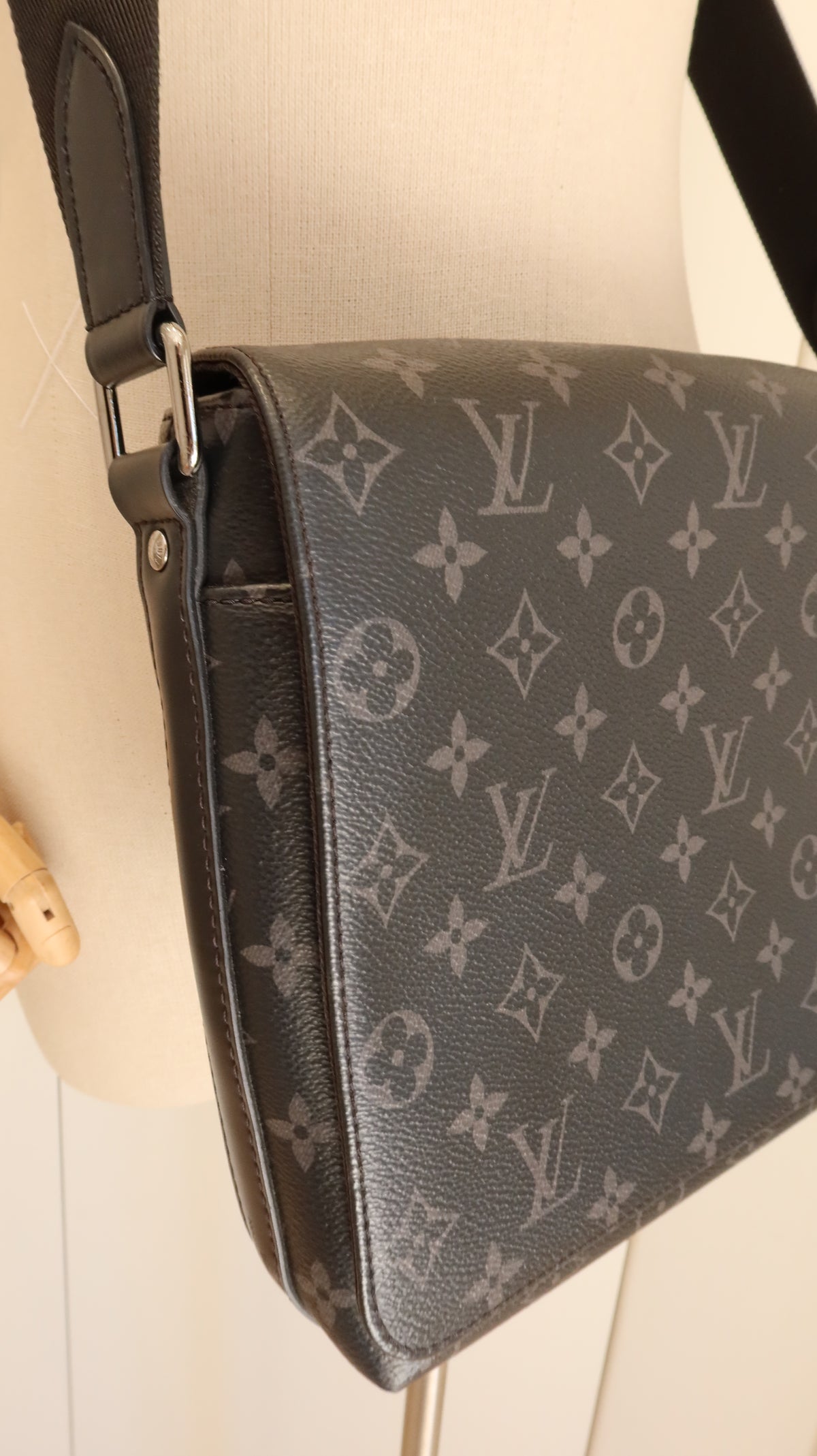 Louis Vuitton District PM Messenger Bag
