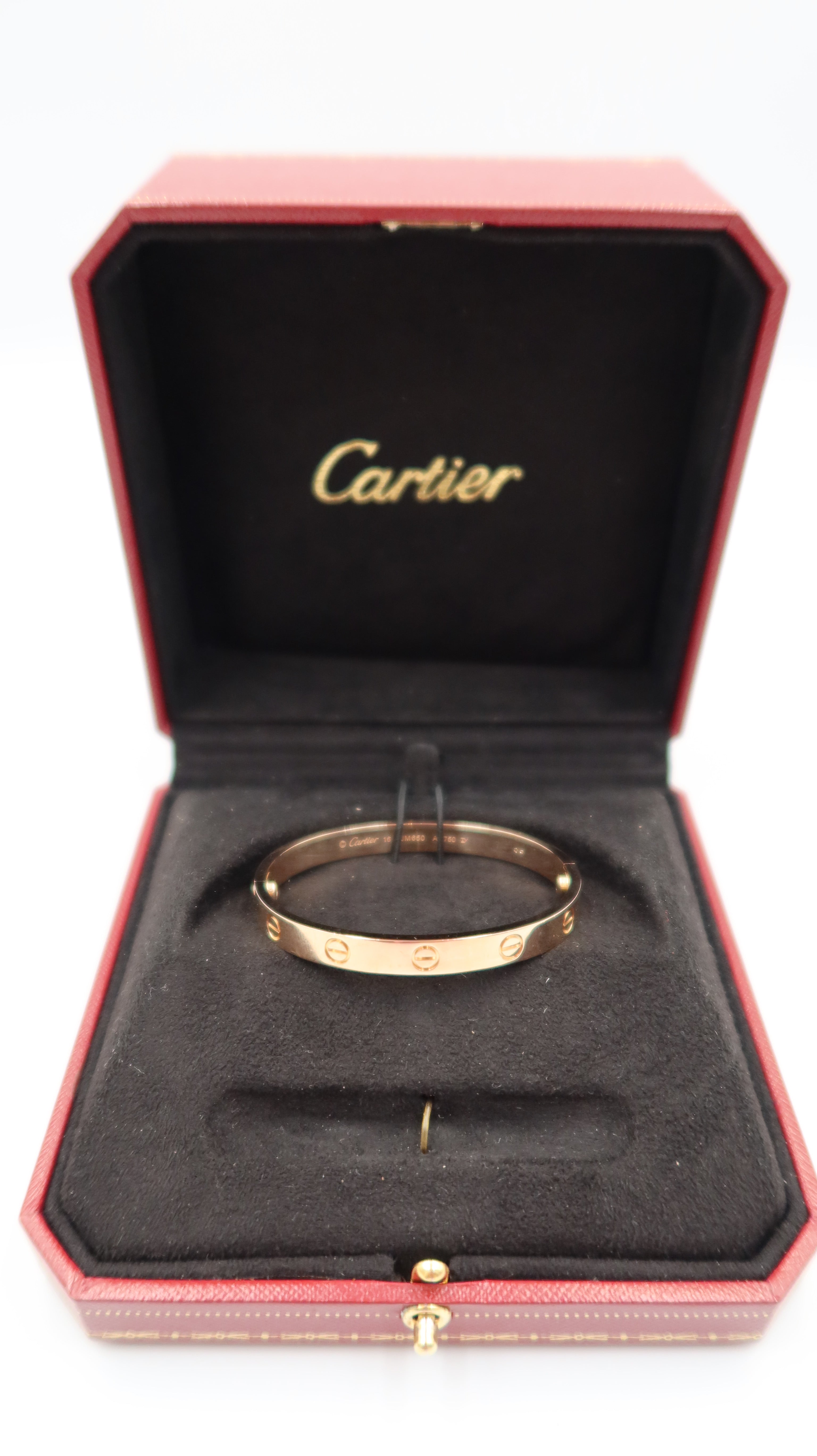 Cartier Love Bracelet (PG/16)