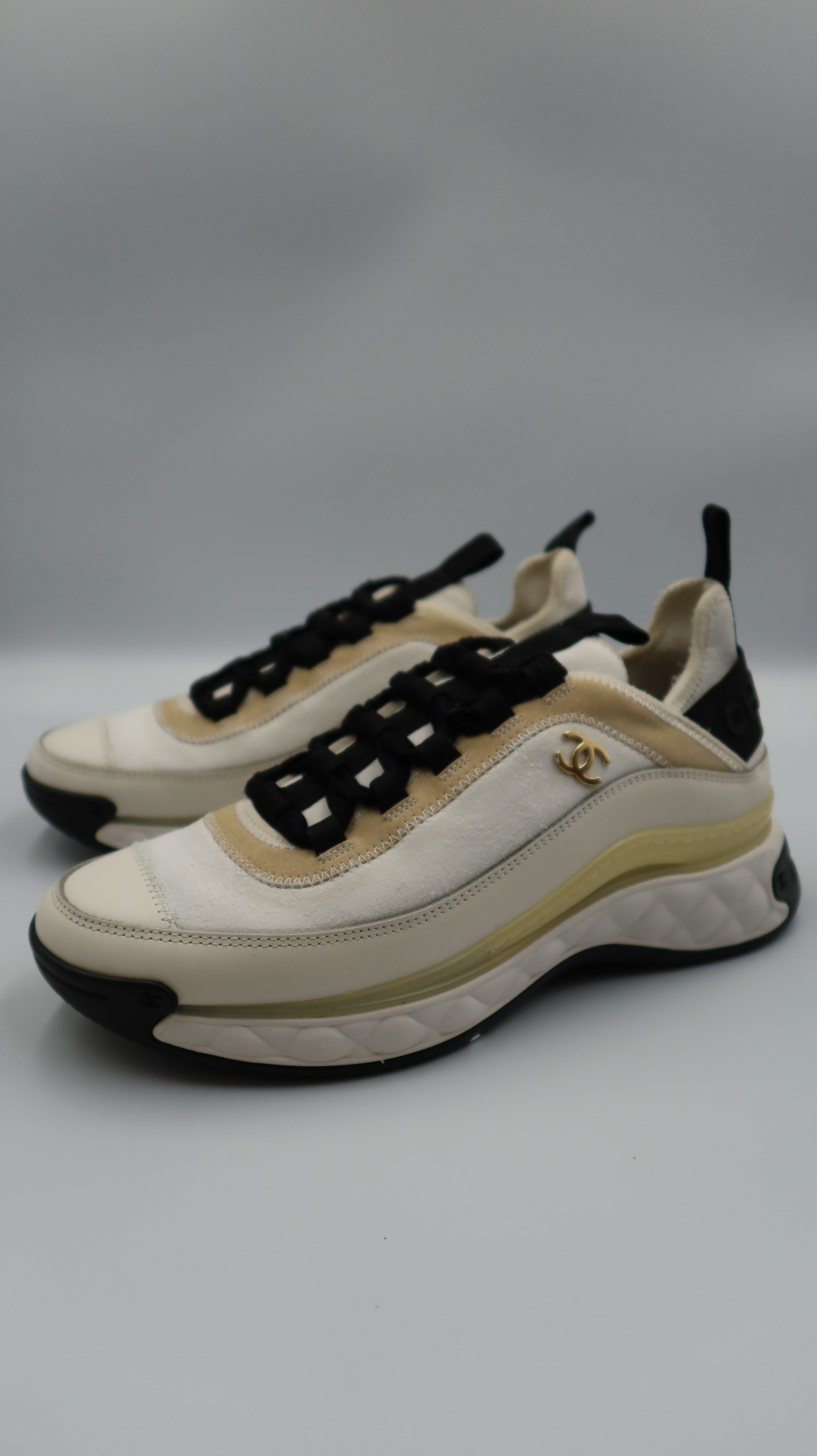 Chanel Sneakers (EU37)