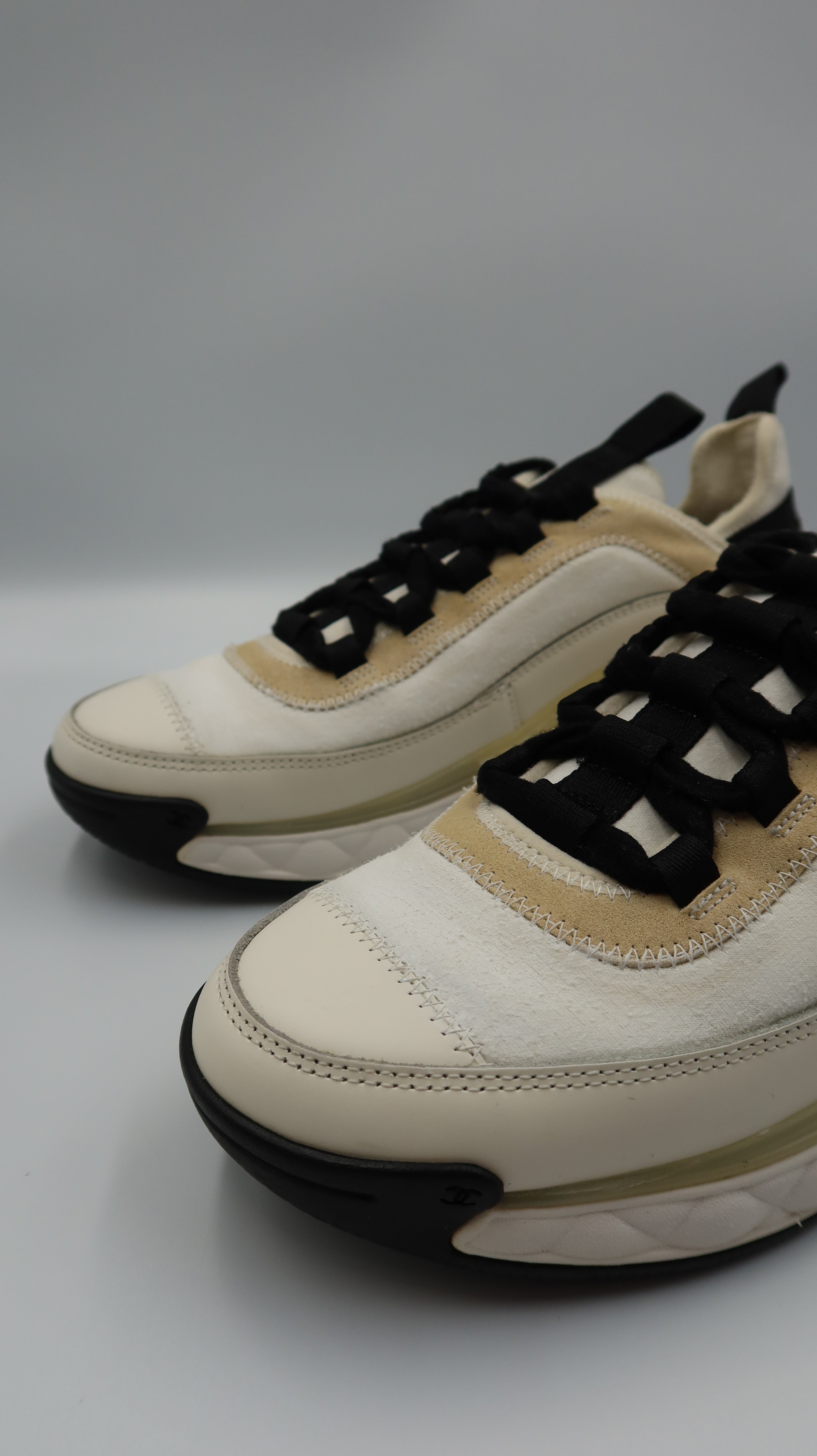 Chanel Sneakers (EU37)