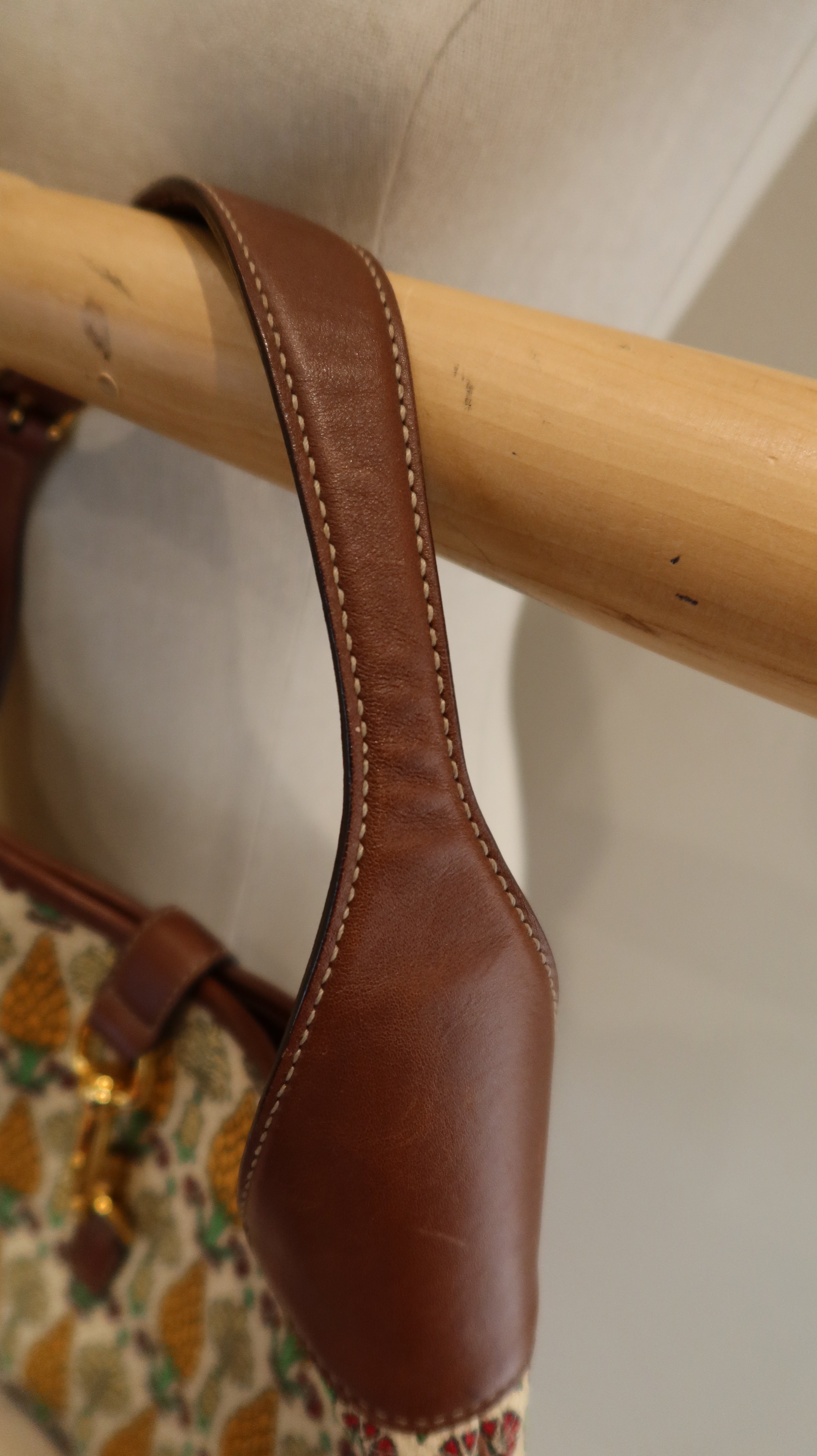 Gucci Pigna Pineapple Jackie Bag