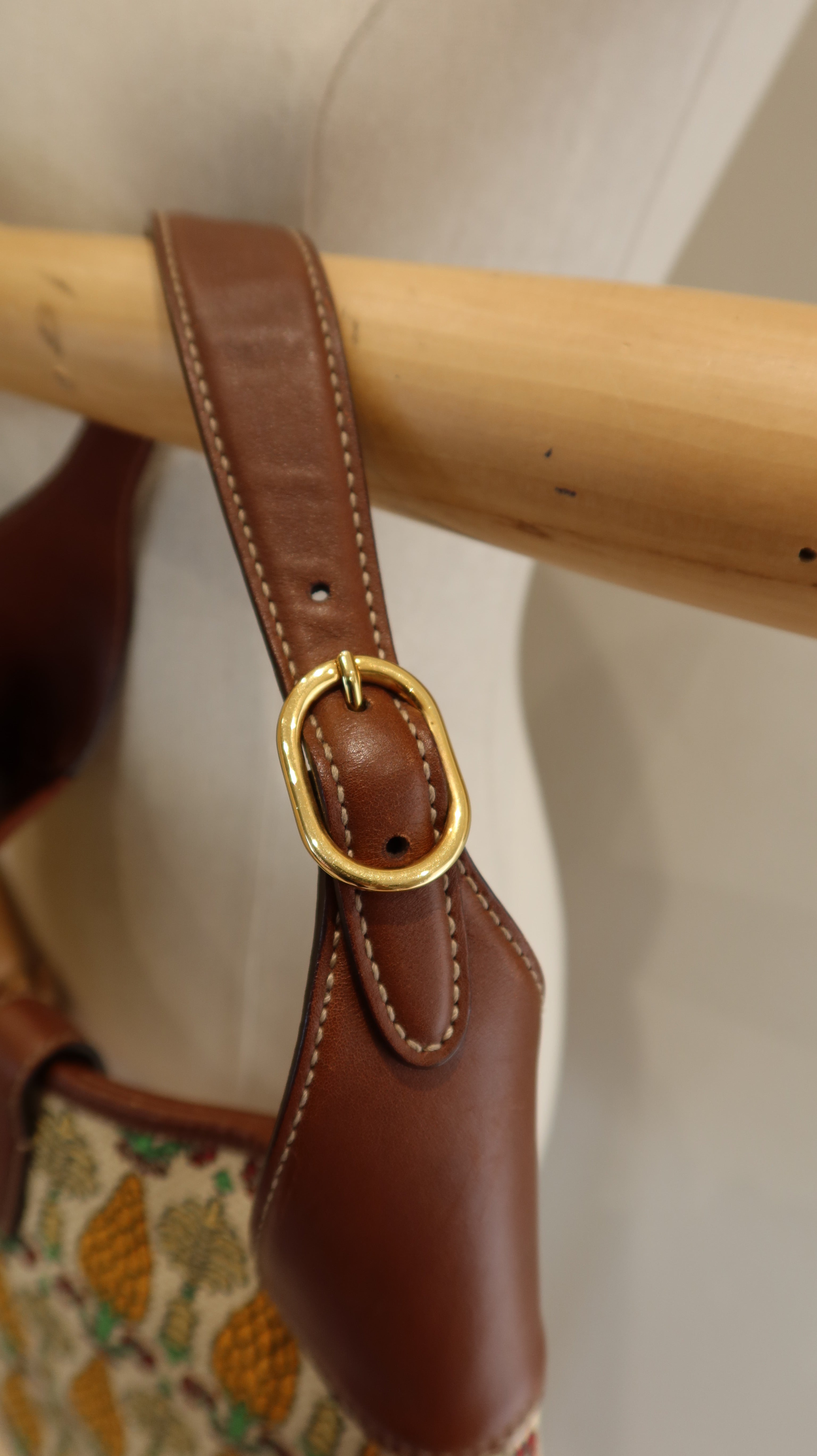 Gucci Pigna Pineapple Jackie Bag