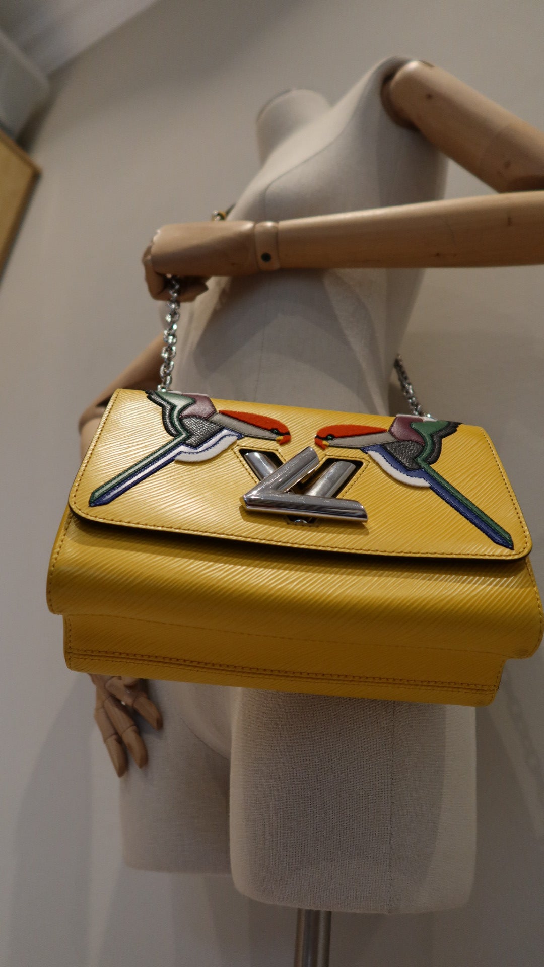 Louis Vuitton Twist MM Bag