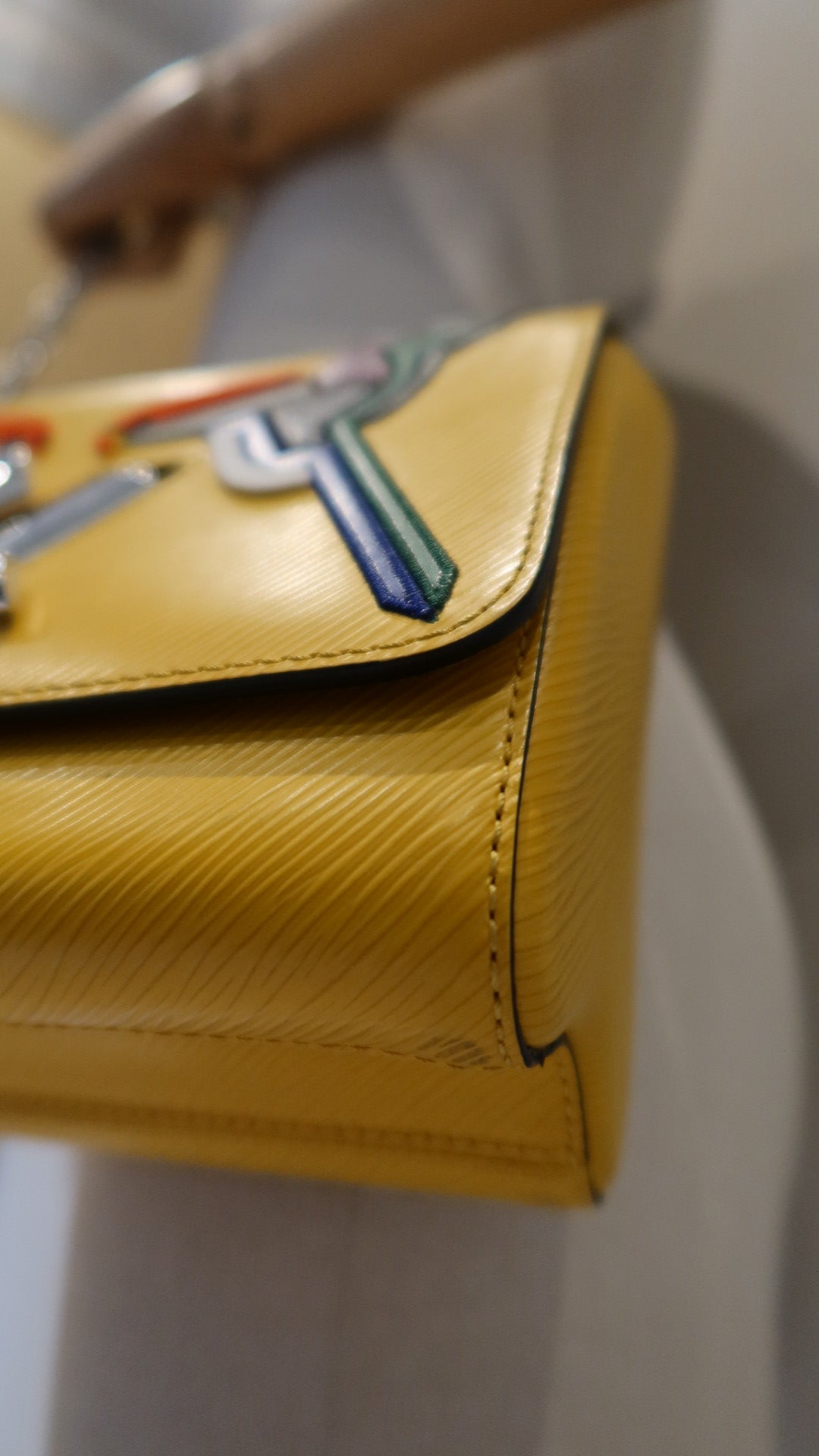 Louis Vuitton Twist MM Bag