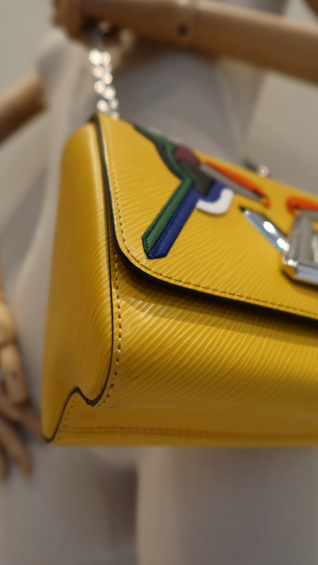 Louis Vuitton Twist MM Bag