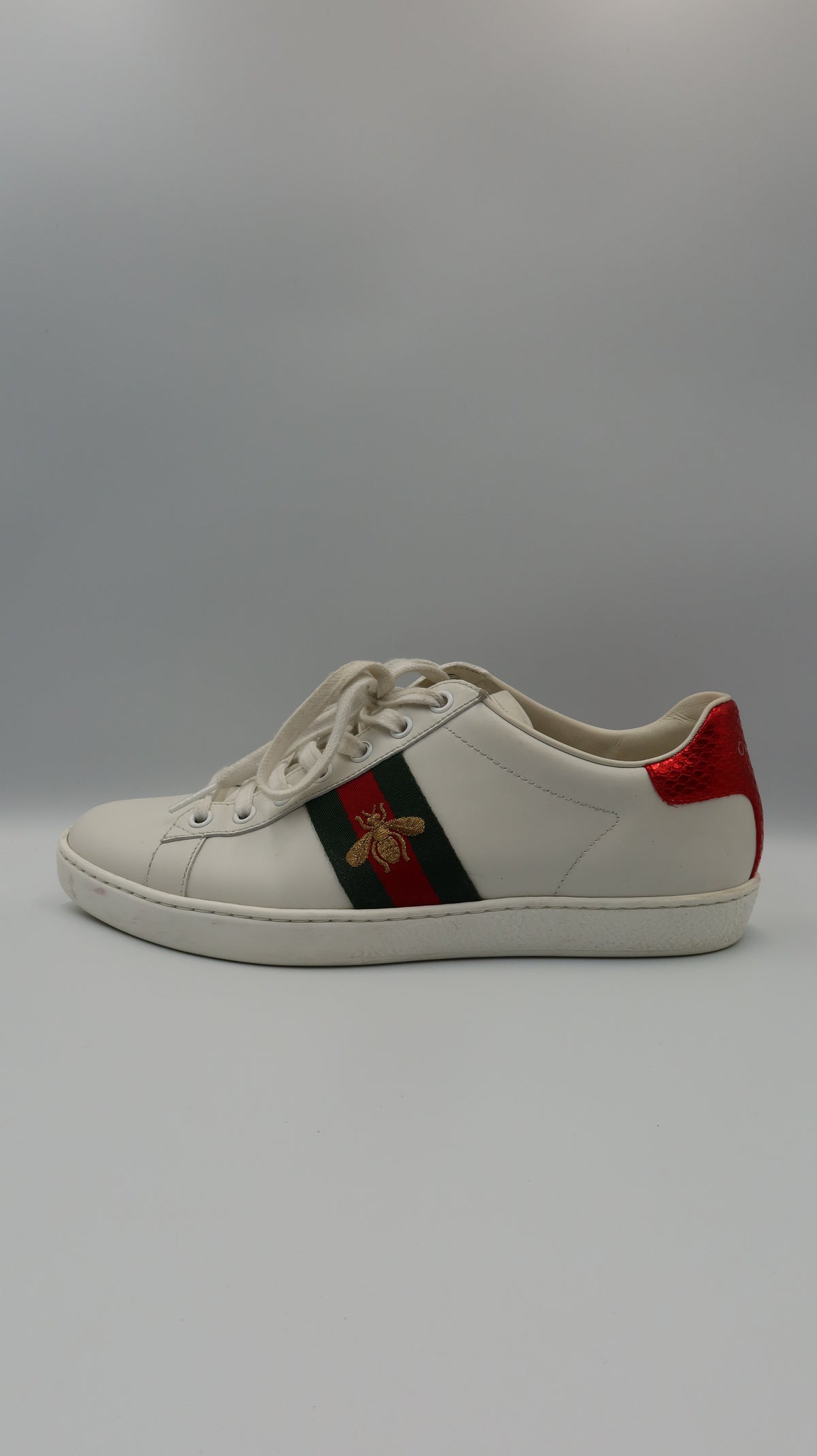 Gucci Sneakers (EU39)