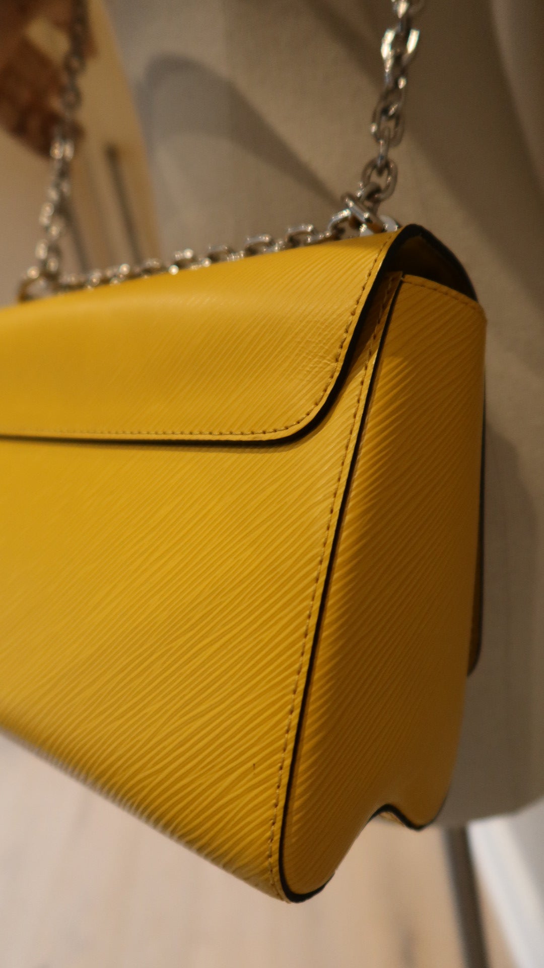 Louis Vuitton Twist MM Bag