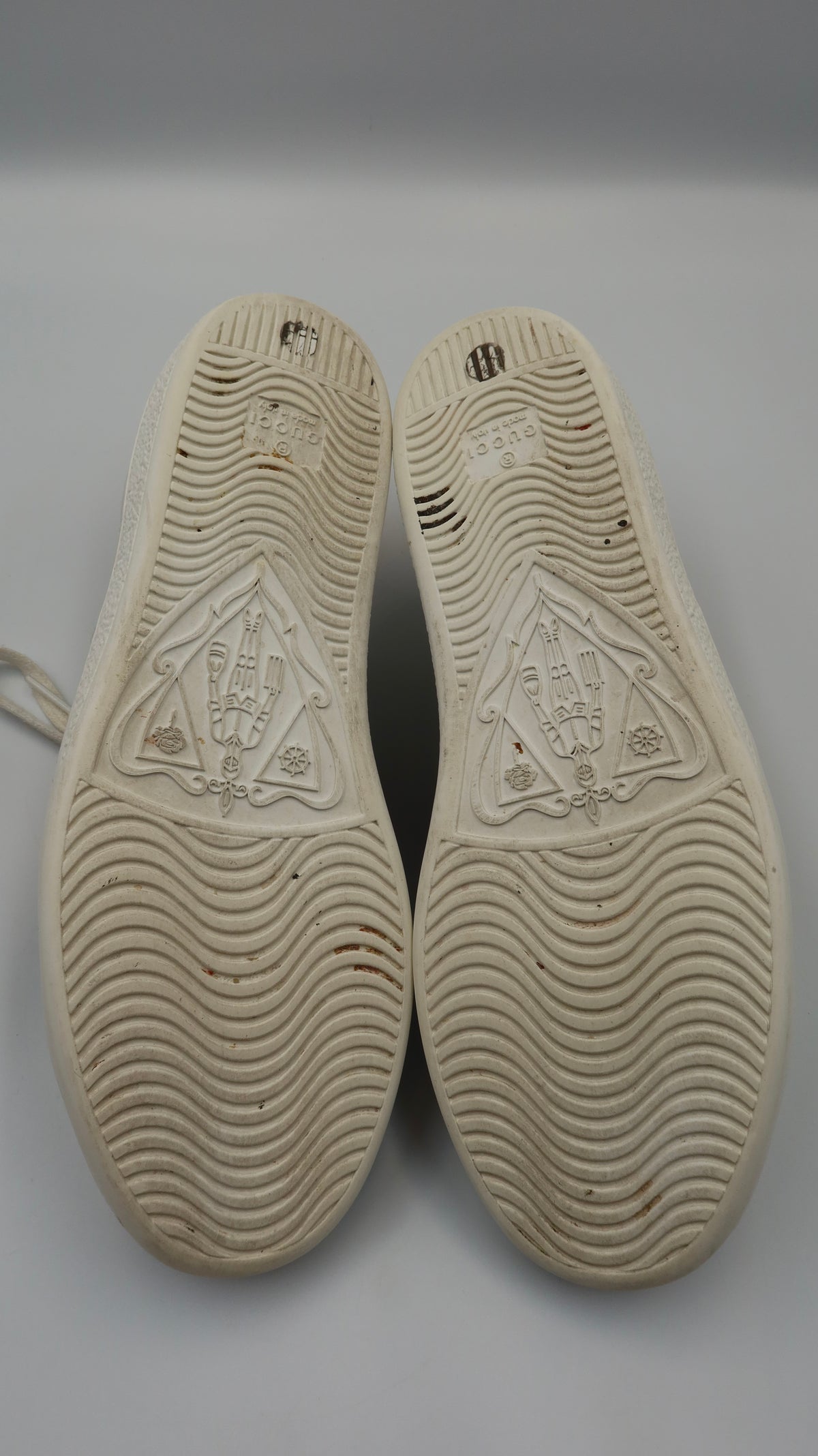 Gucci Sneakers (EU39)
