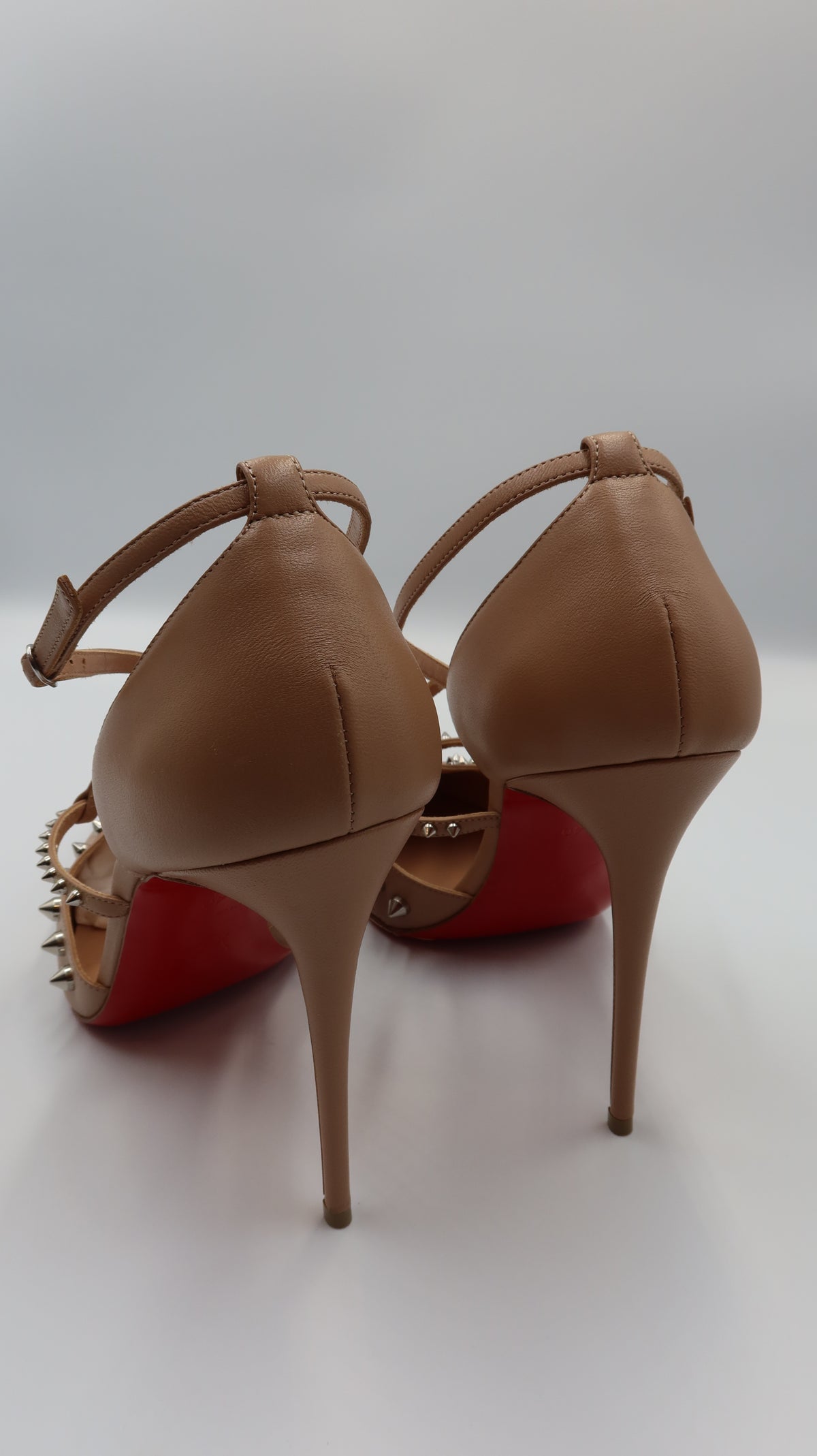 Christian Louboutin Heeled Pumps (EU40/*Store Fresh*)