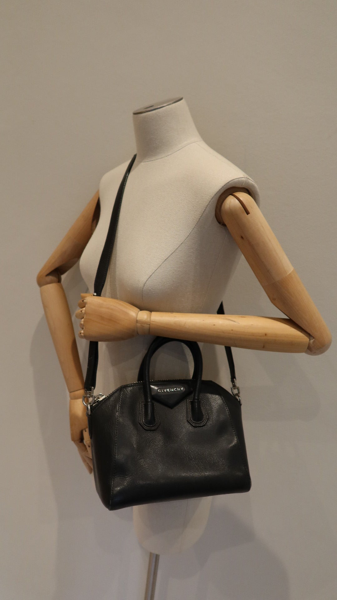 Givenchy Mini Antigona Bag