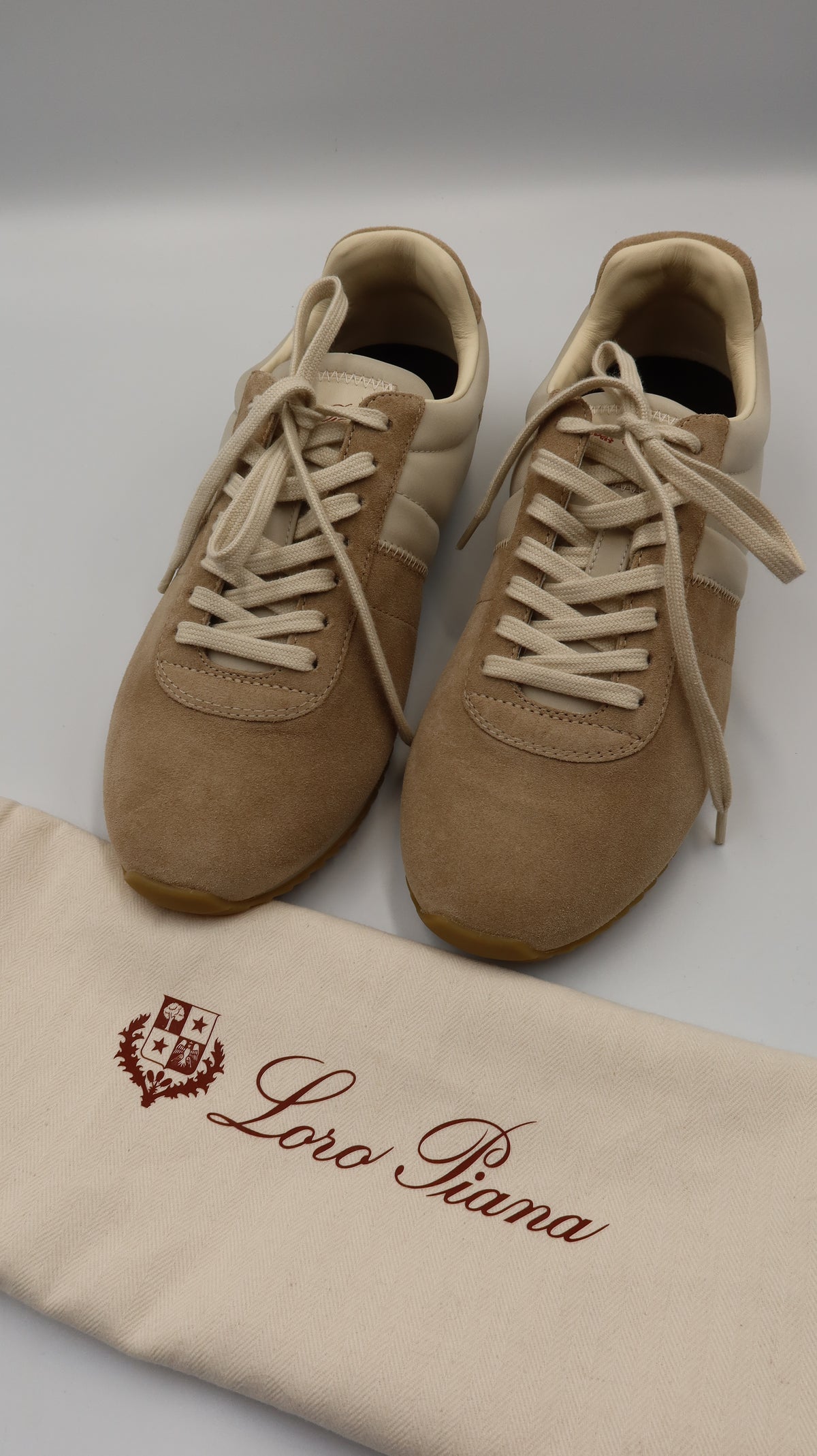 Loro Piana Sneakers (EU38)