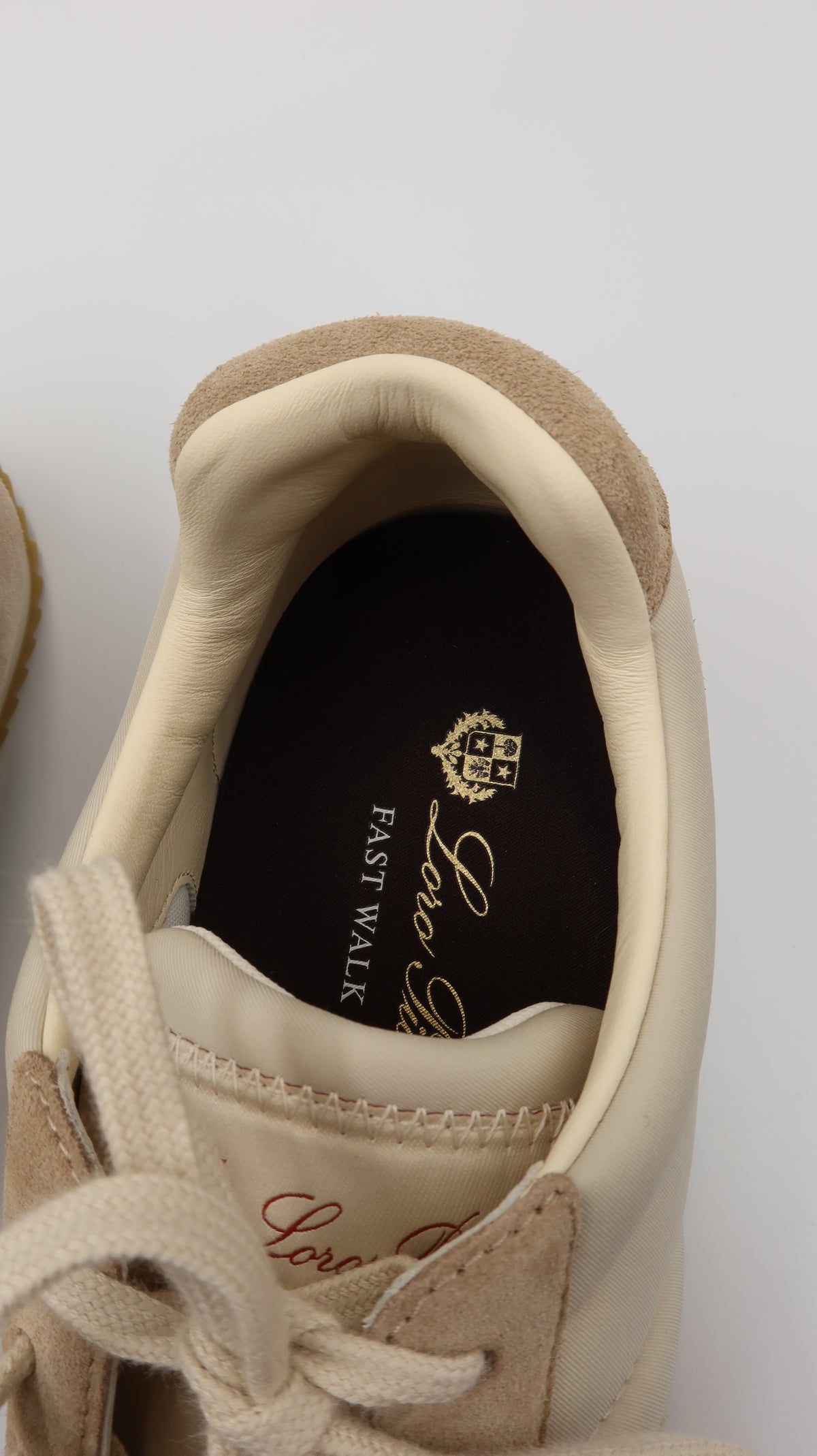 Loro Piana Sneakers (EU38)